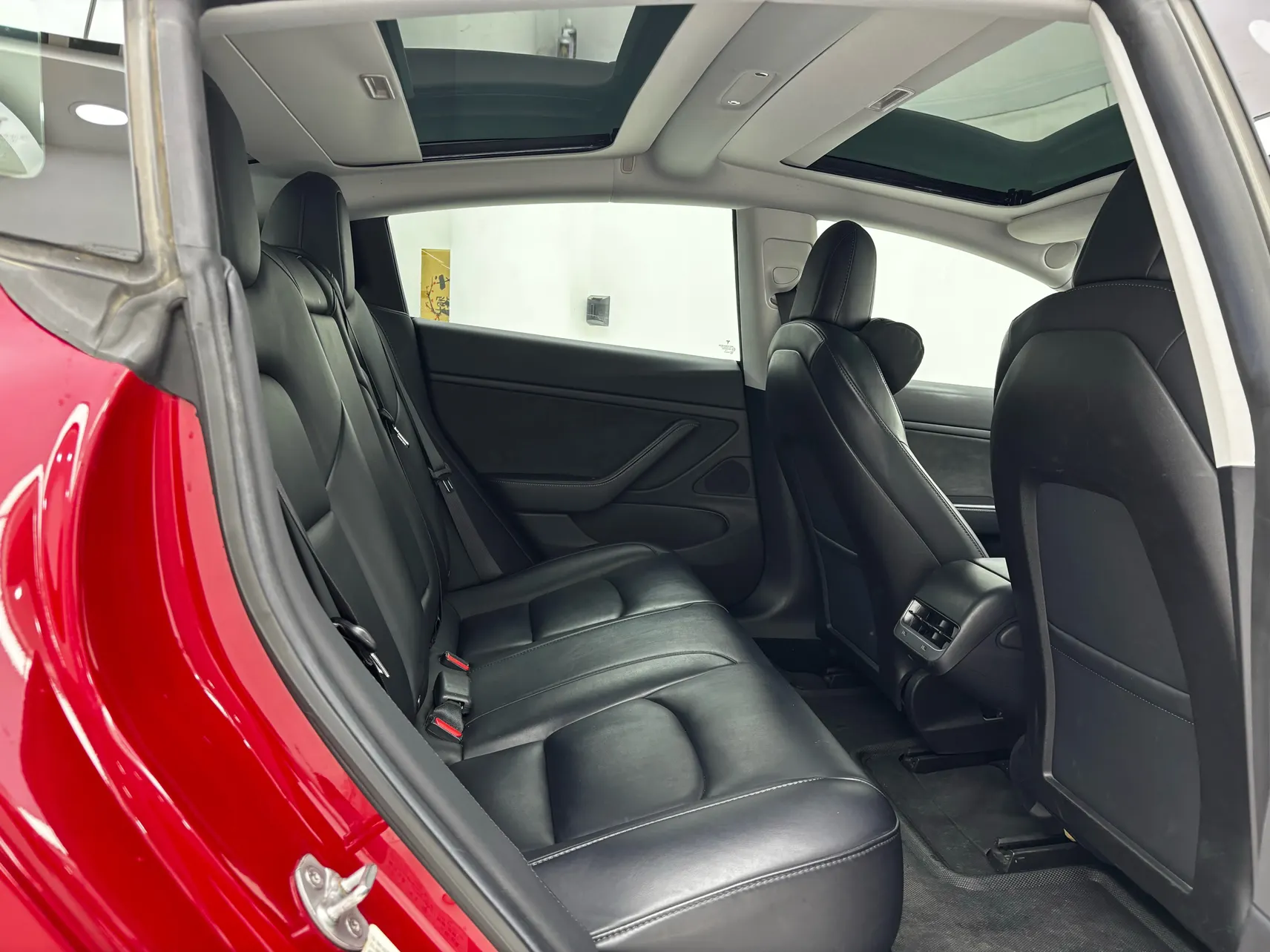 Tesla Model 3, 2019 30