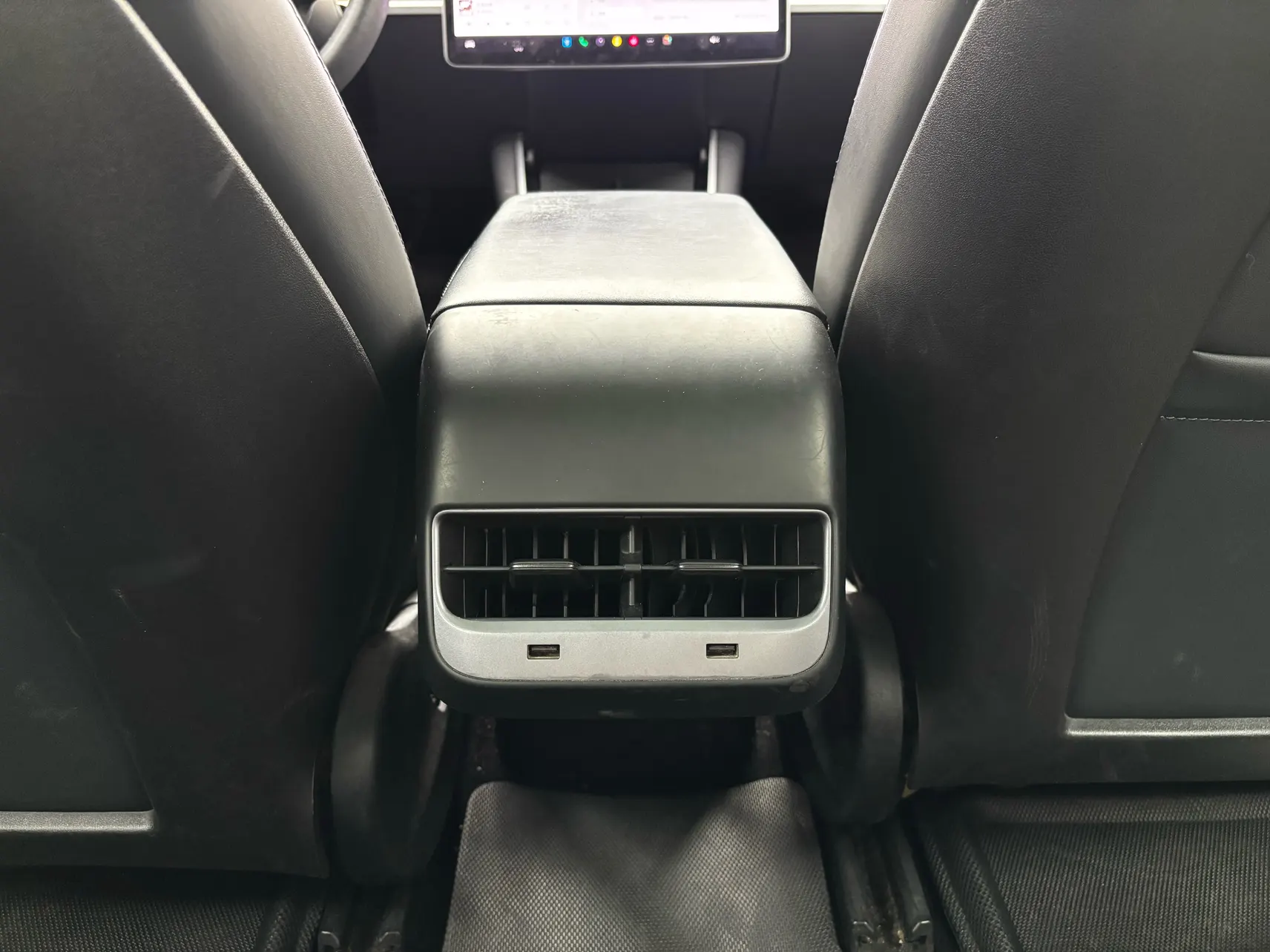 Tesla Model 3, 2019 12