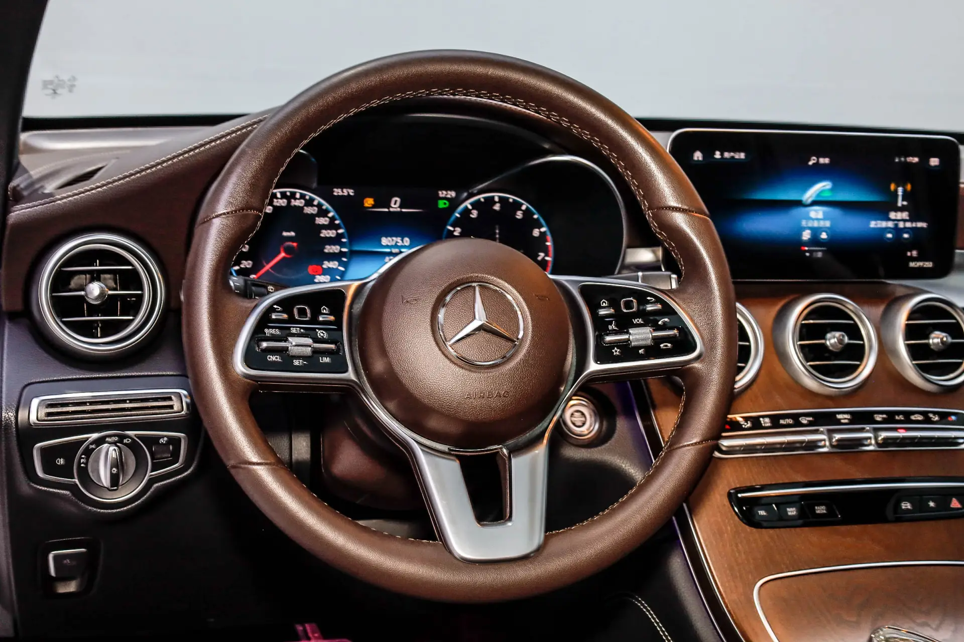 Mercedes-Benz GLC 300 L, 2020 14