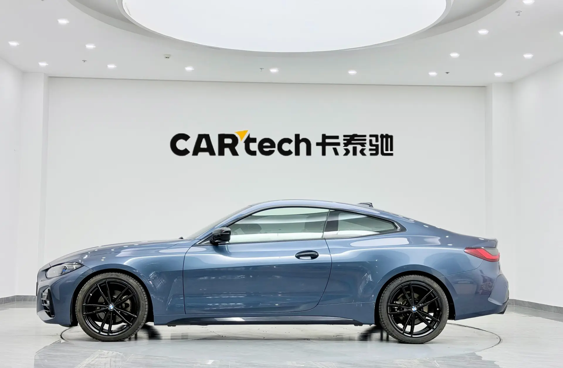 BMW 425i, 2022 3