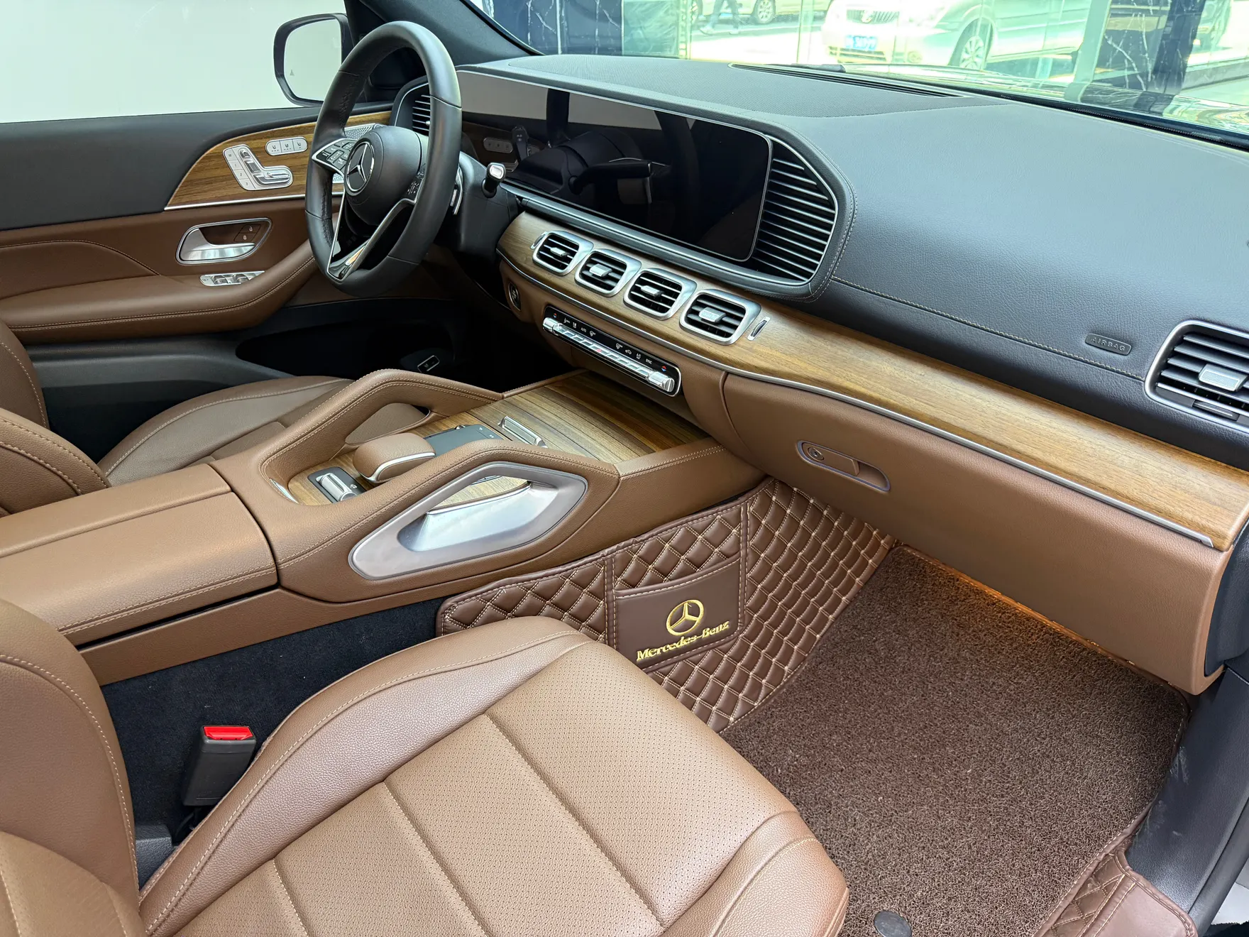 Mercedes-Benz GLS 450, 2024 18