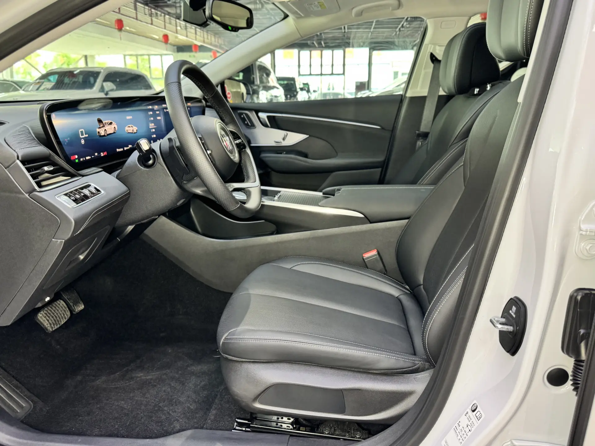 Buick LaCrosse, 2025 17