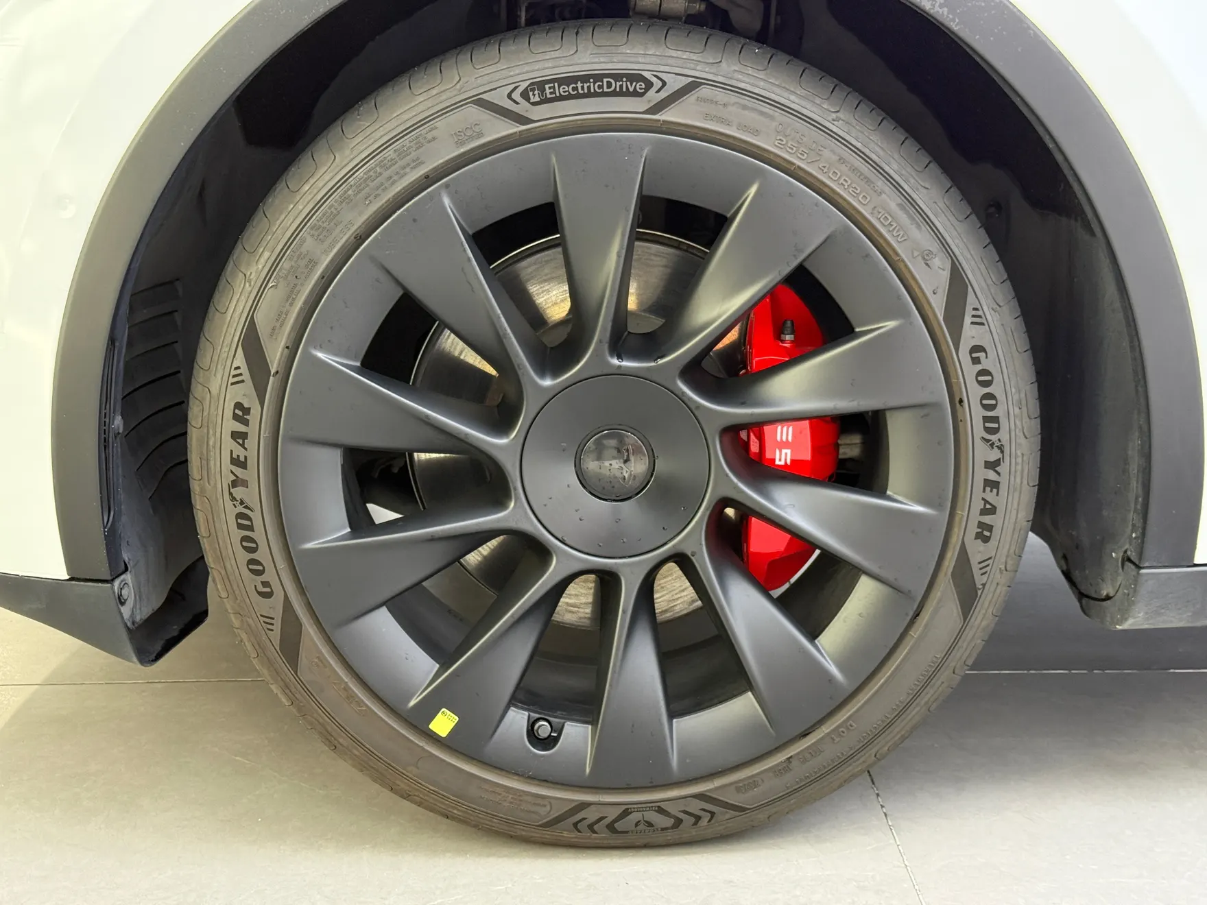 Tesla Model Y, 2022 11