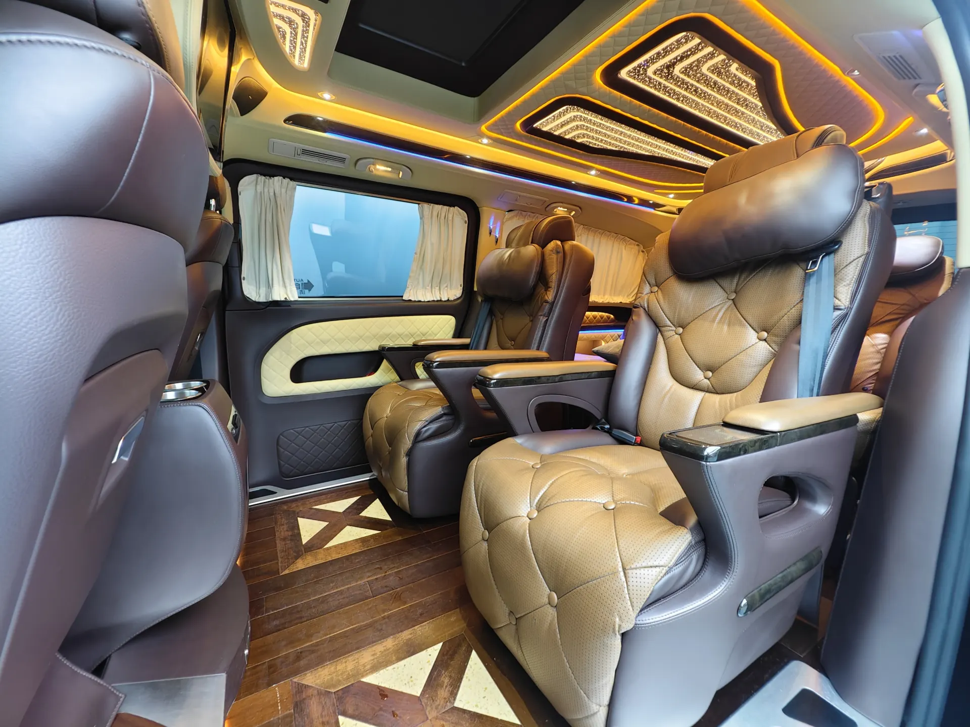 Mercedes-Benz Vito, 2021 16