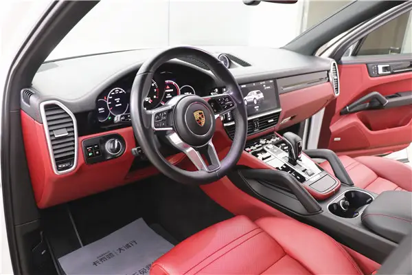 Porsche Cayenne, 2019 11