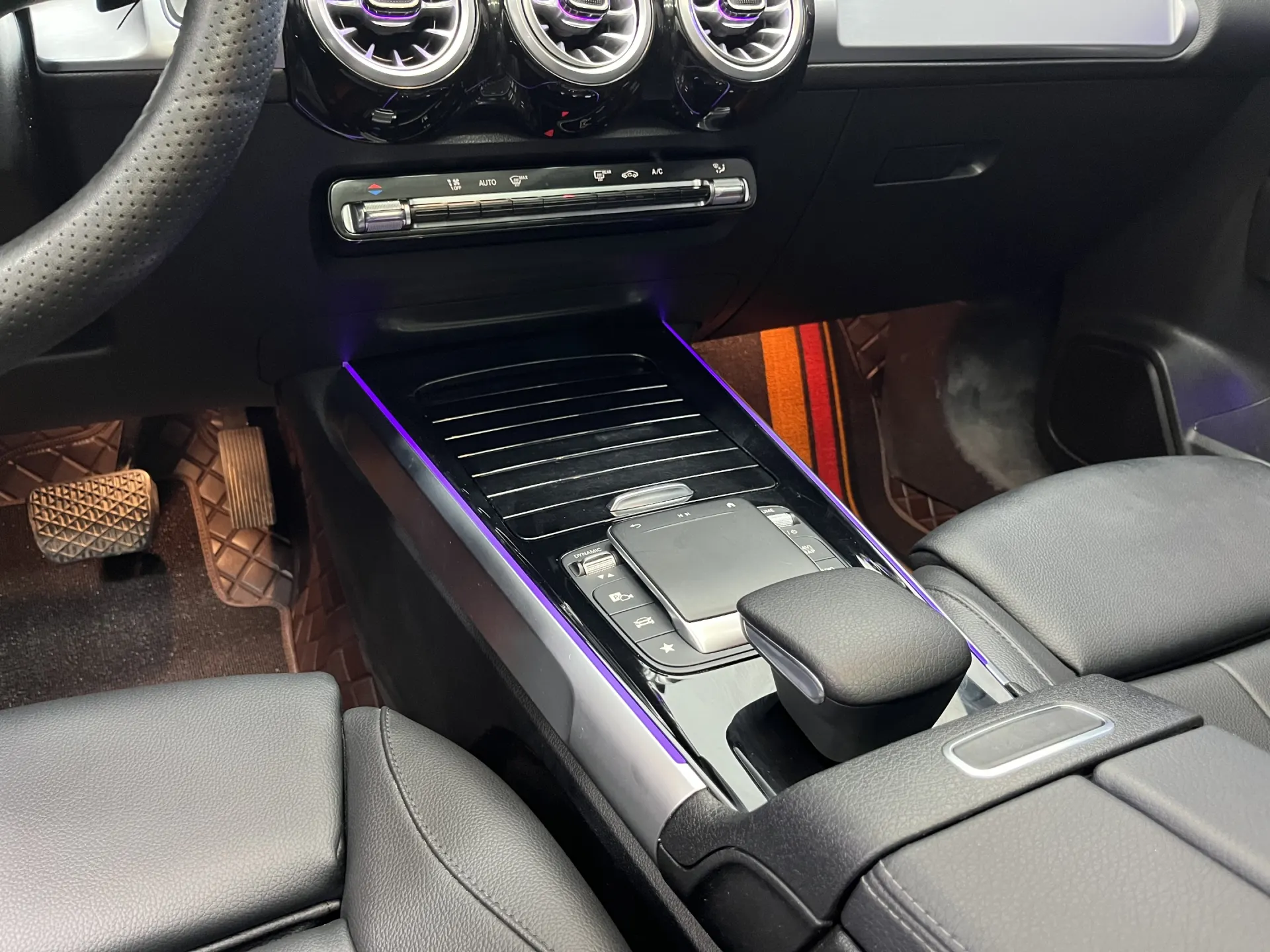 Mercedes-Benz GLB, 2022 16
