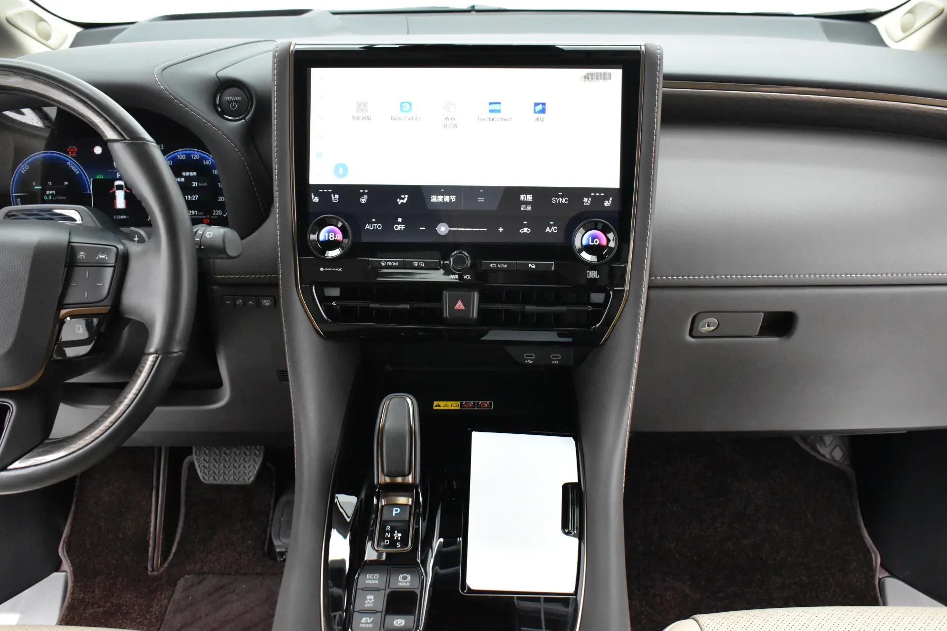 Toyota Alphard, 2024 15