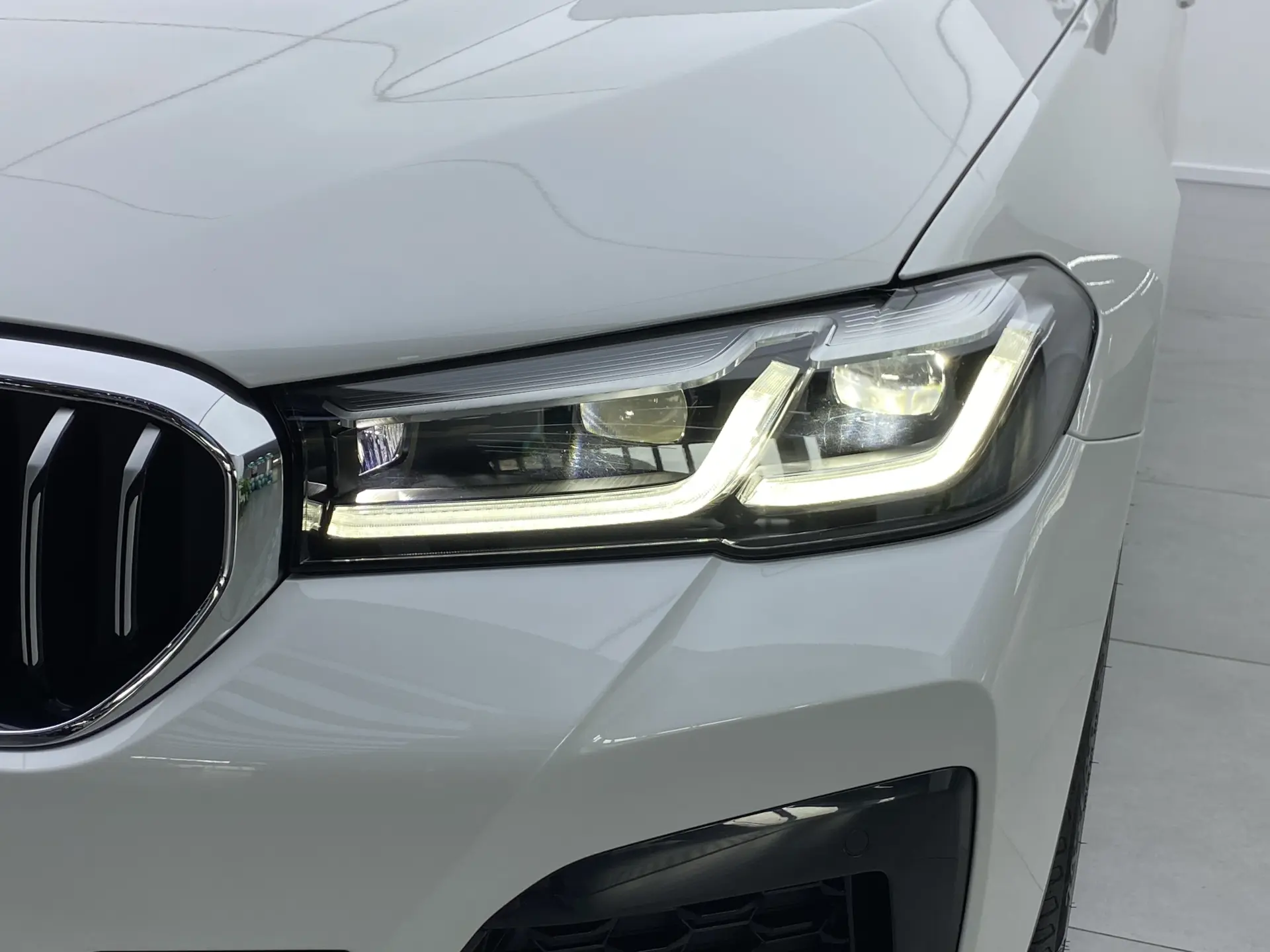 BMW 530Li, 2023 30