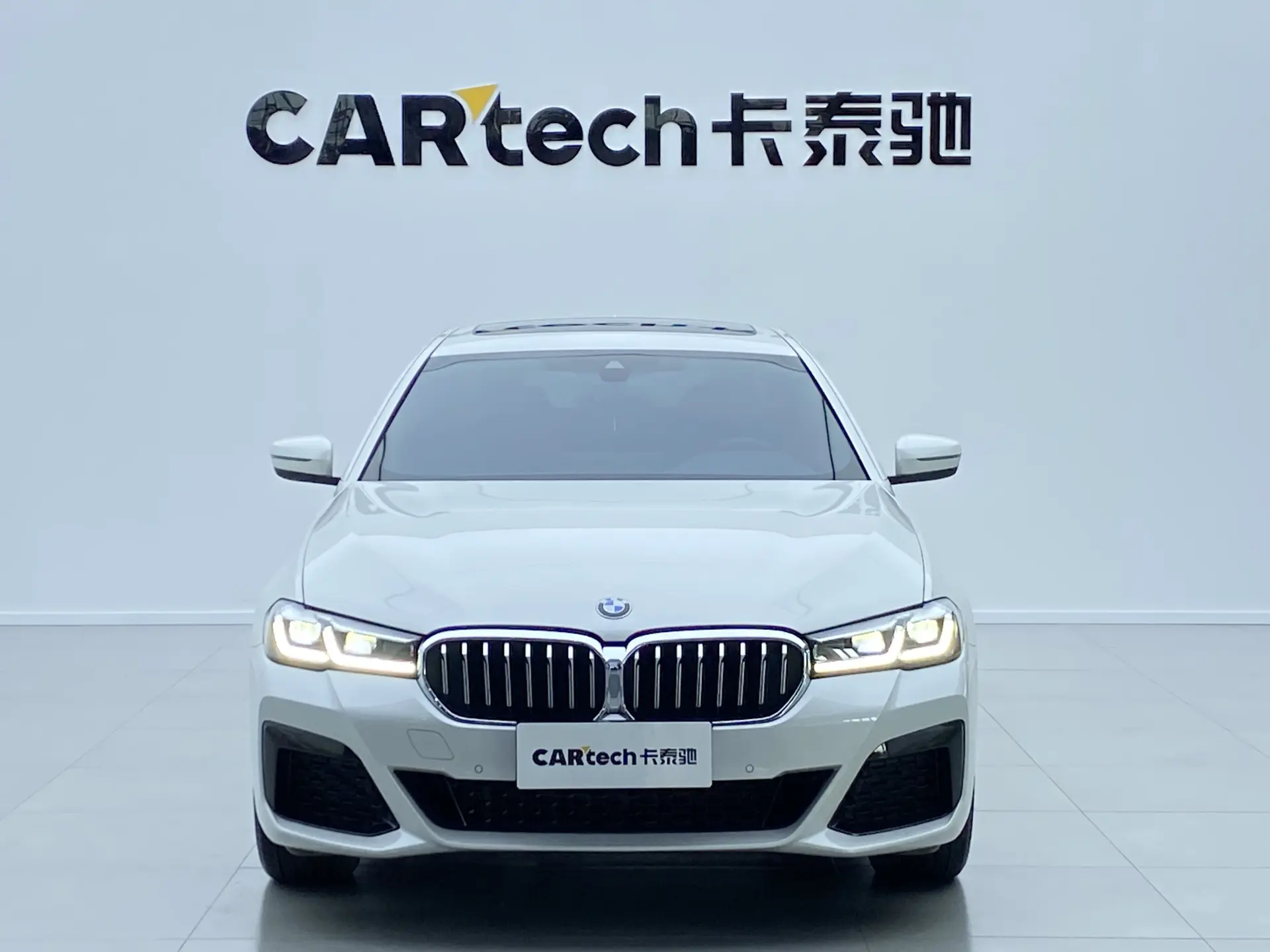 BMW 530Li, 2023 2