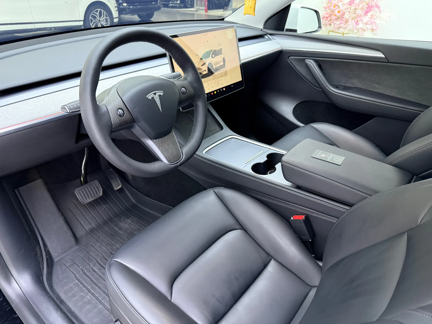 Tesla Model Y, 2022 17