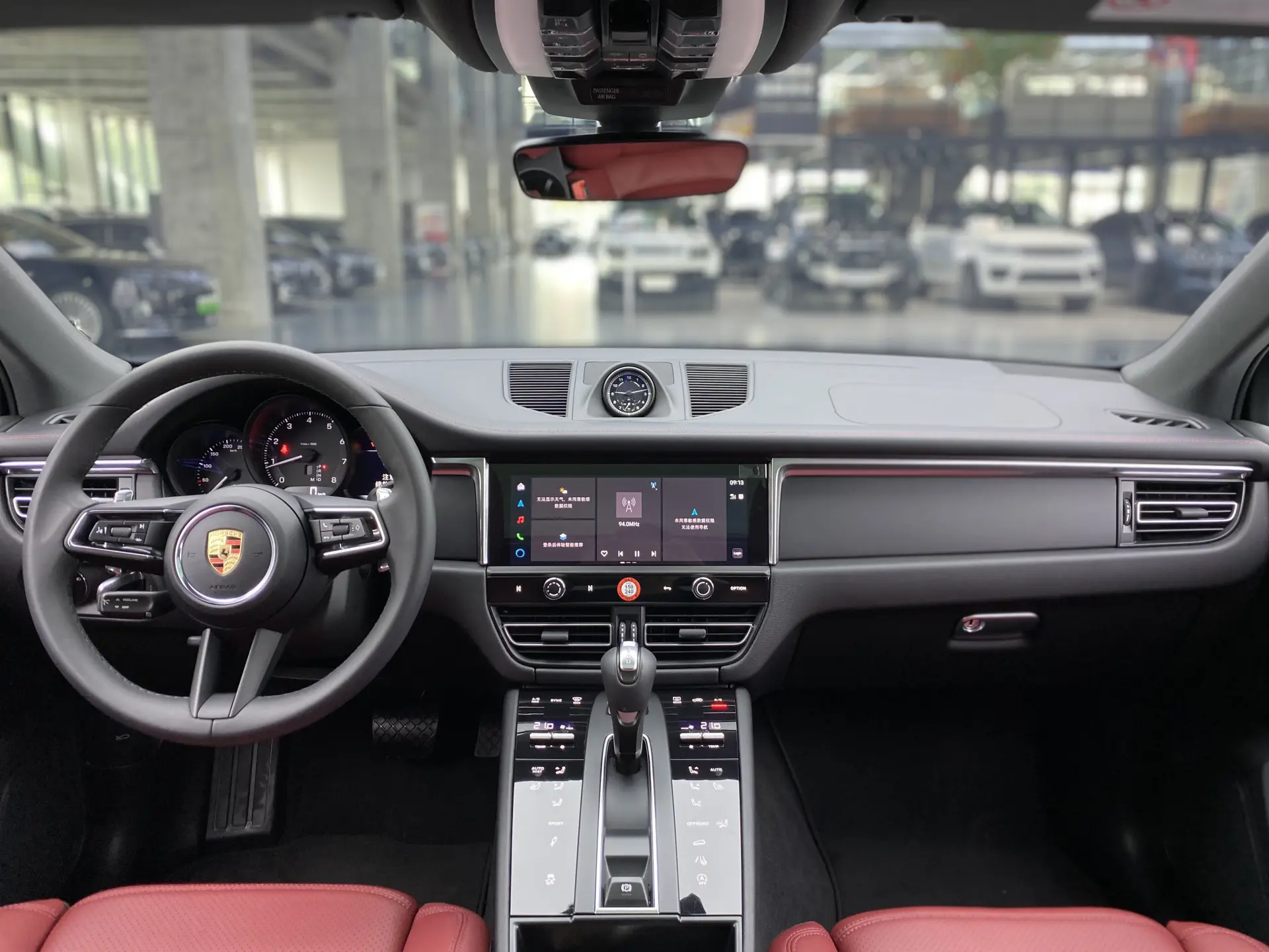 Porsche Macan, 2025 12