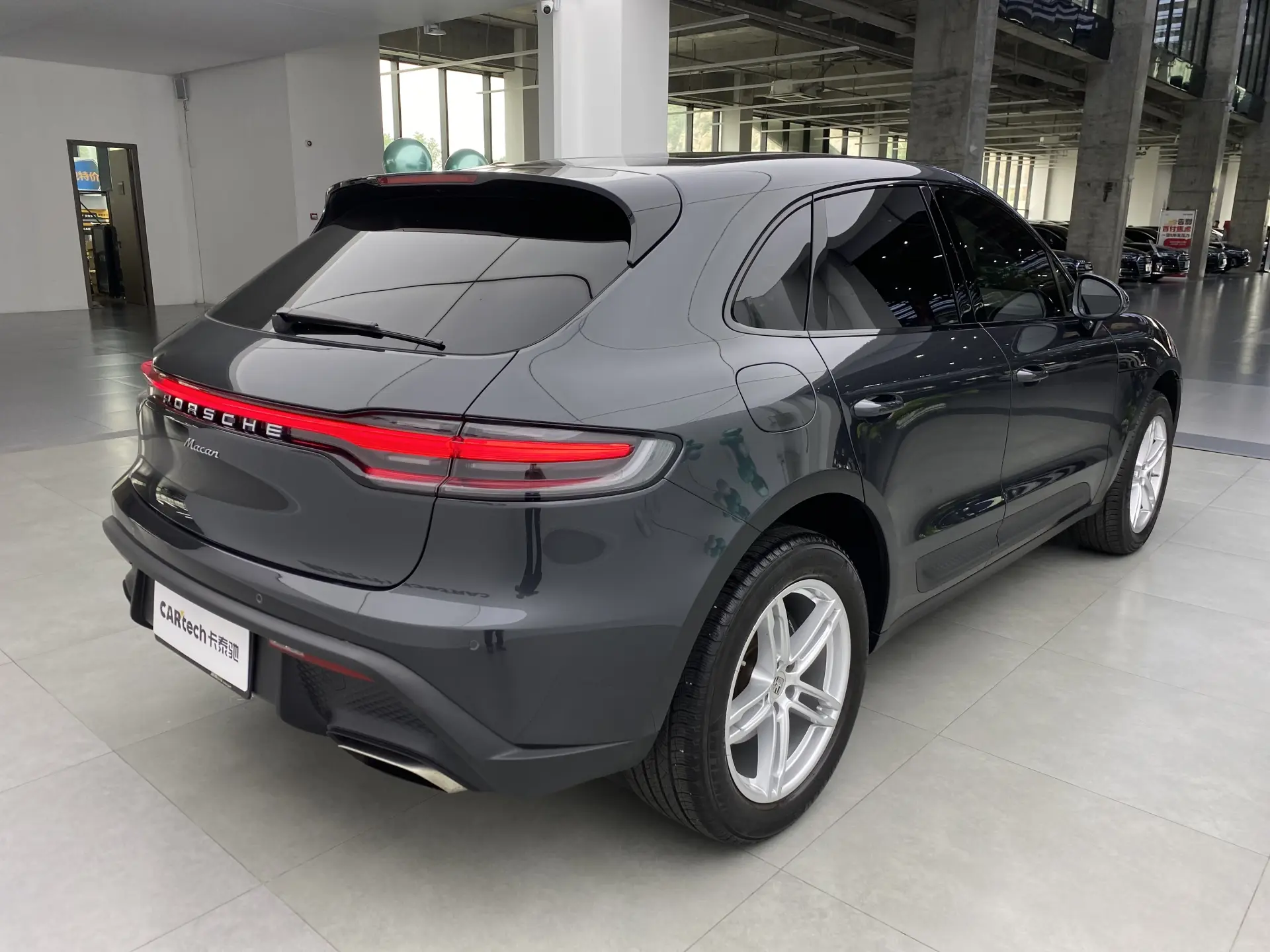 Porsche Macan, 2025 33