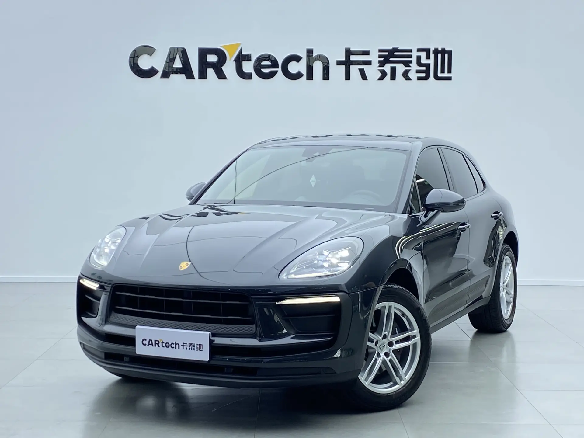 Porsche Macan, 2025 все фото