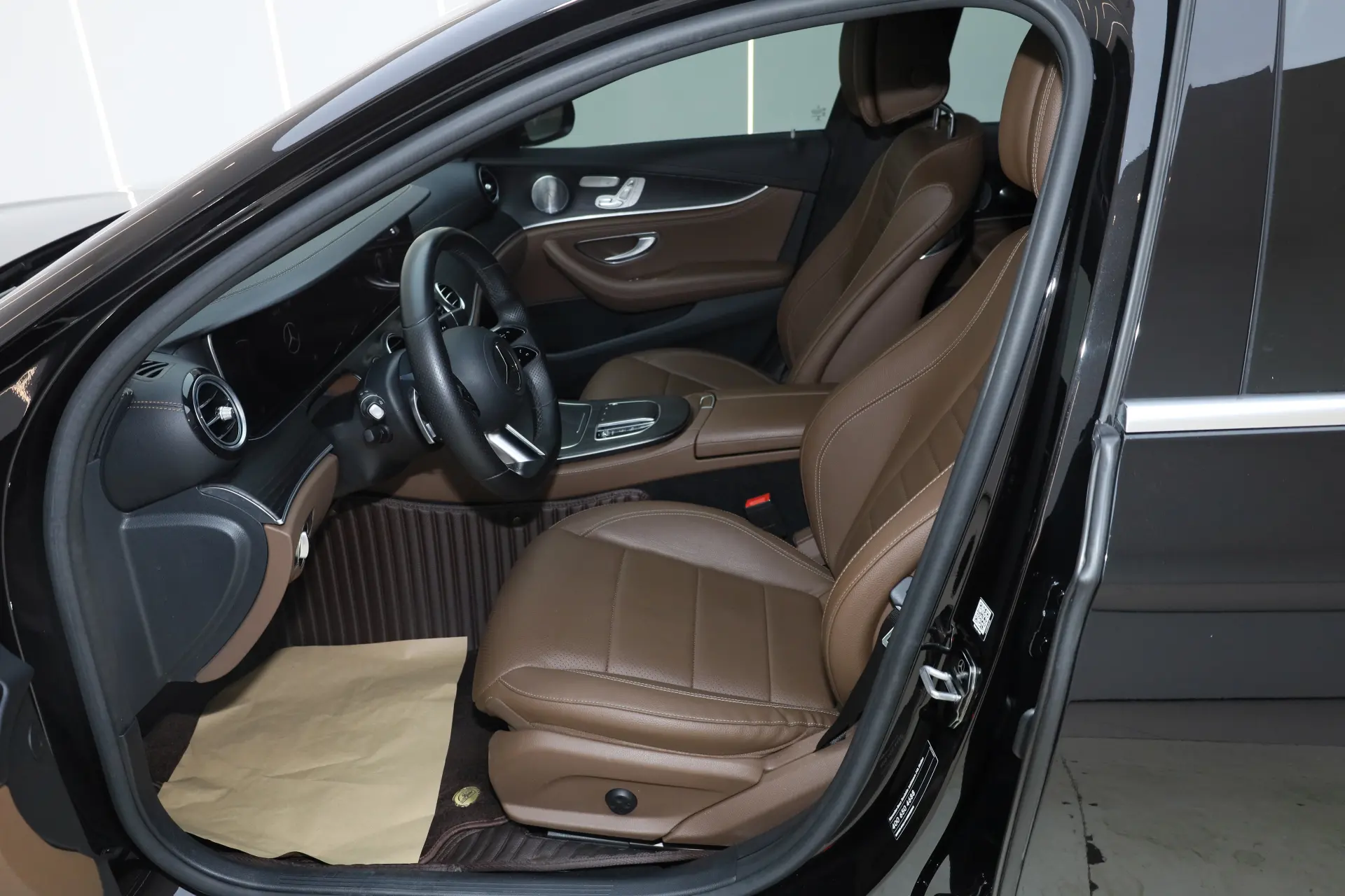 Mercedes-Benz E 300 L, 2021 17