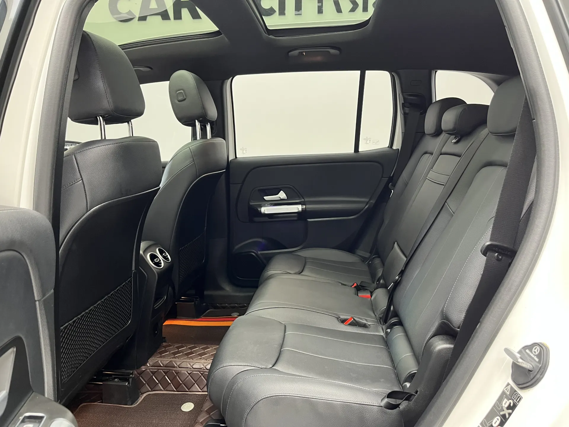 Mercedes-Benz GLB, 2022 15