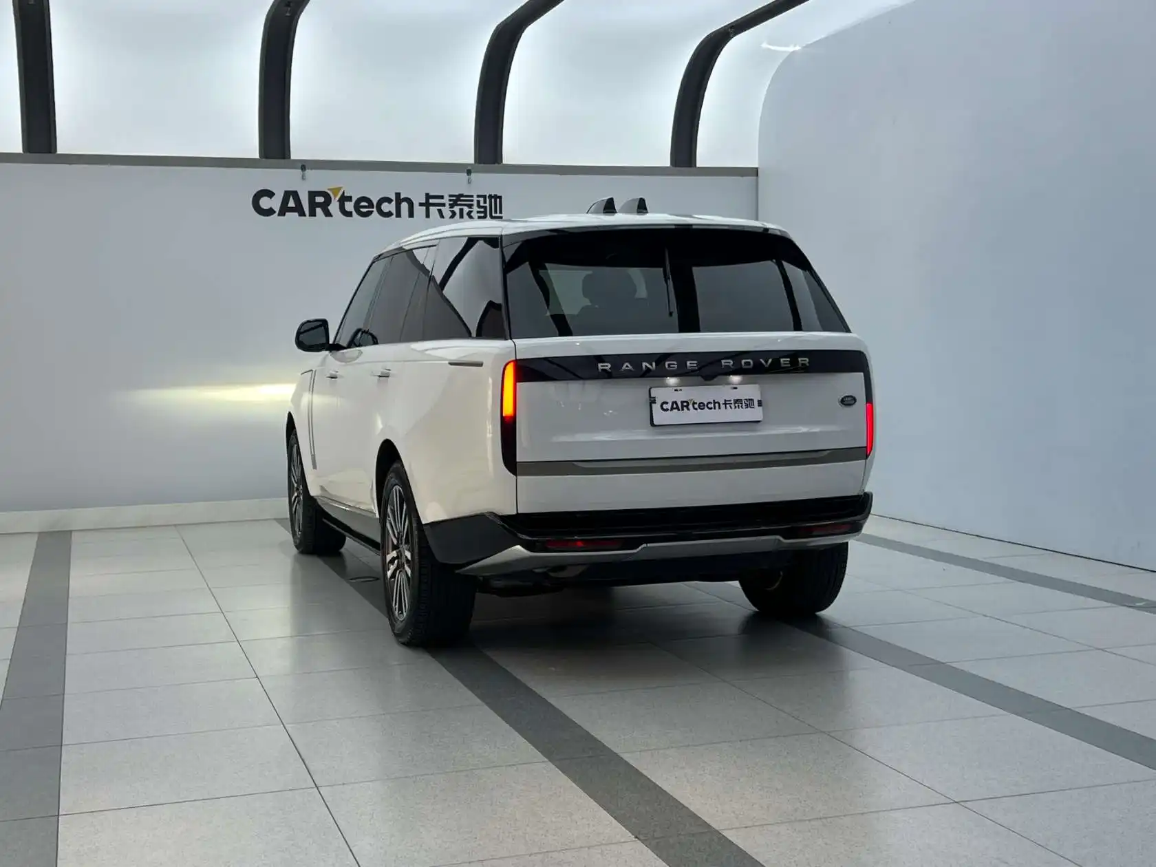 Land Rover Range Rover, 2024 4