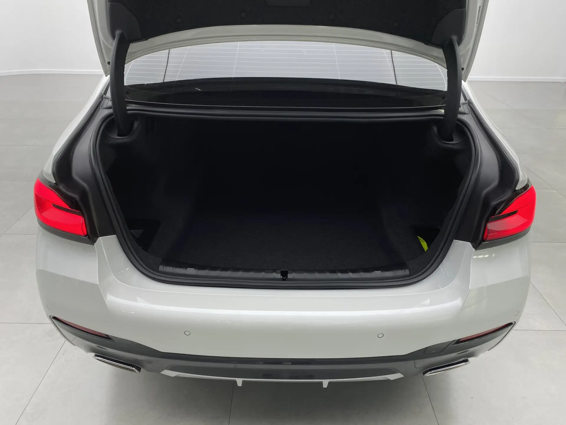 BMW 530Li, 2023 28