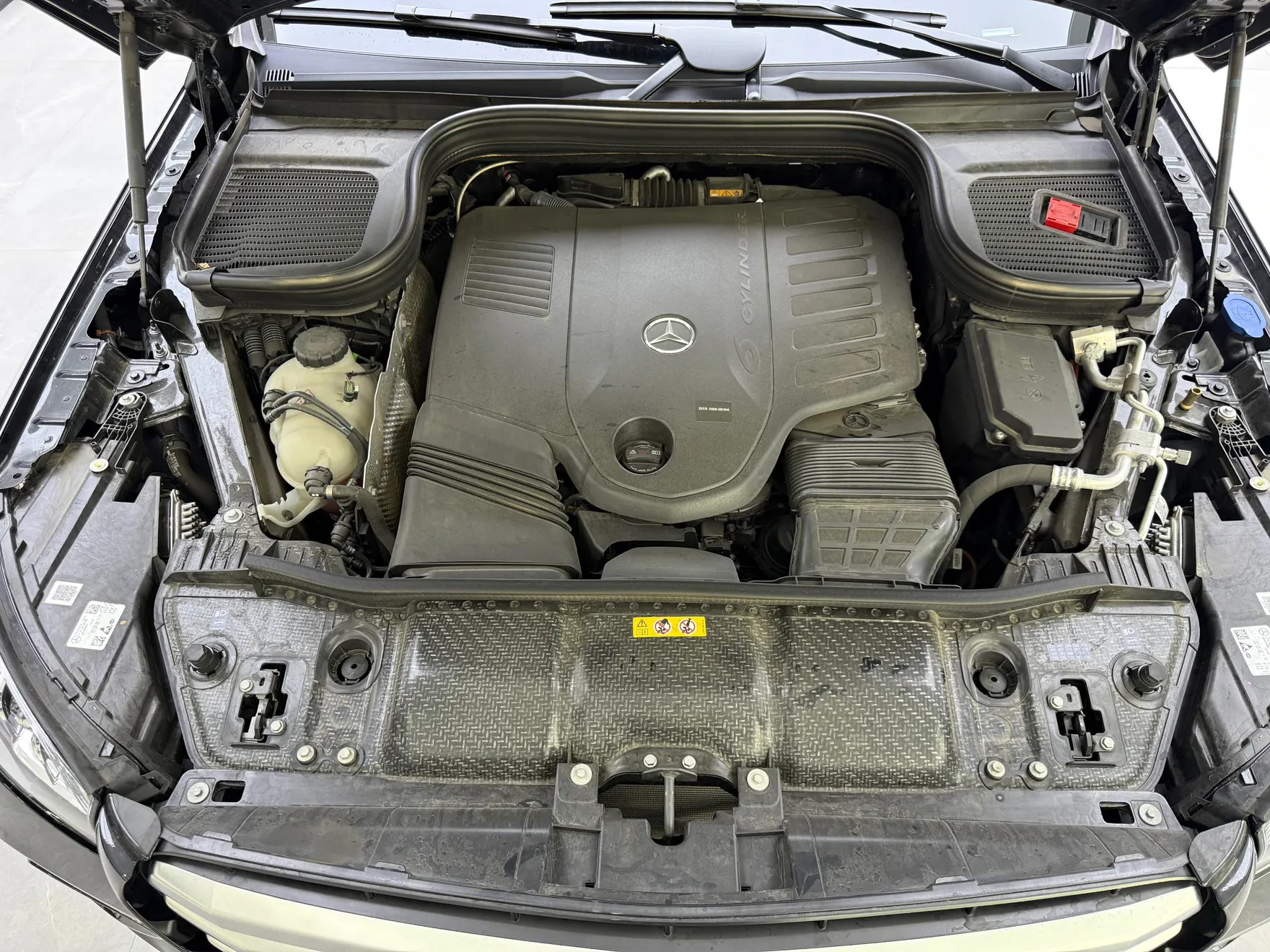 Mercedes-Benz GLS 450, 2024 12