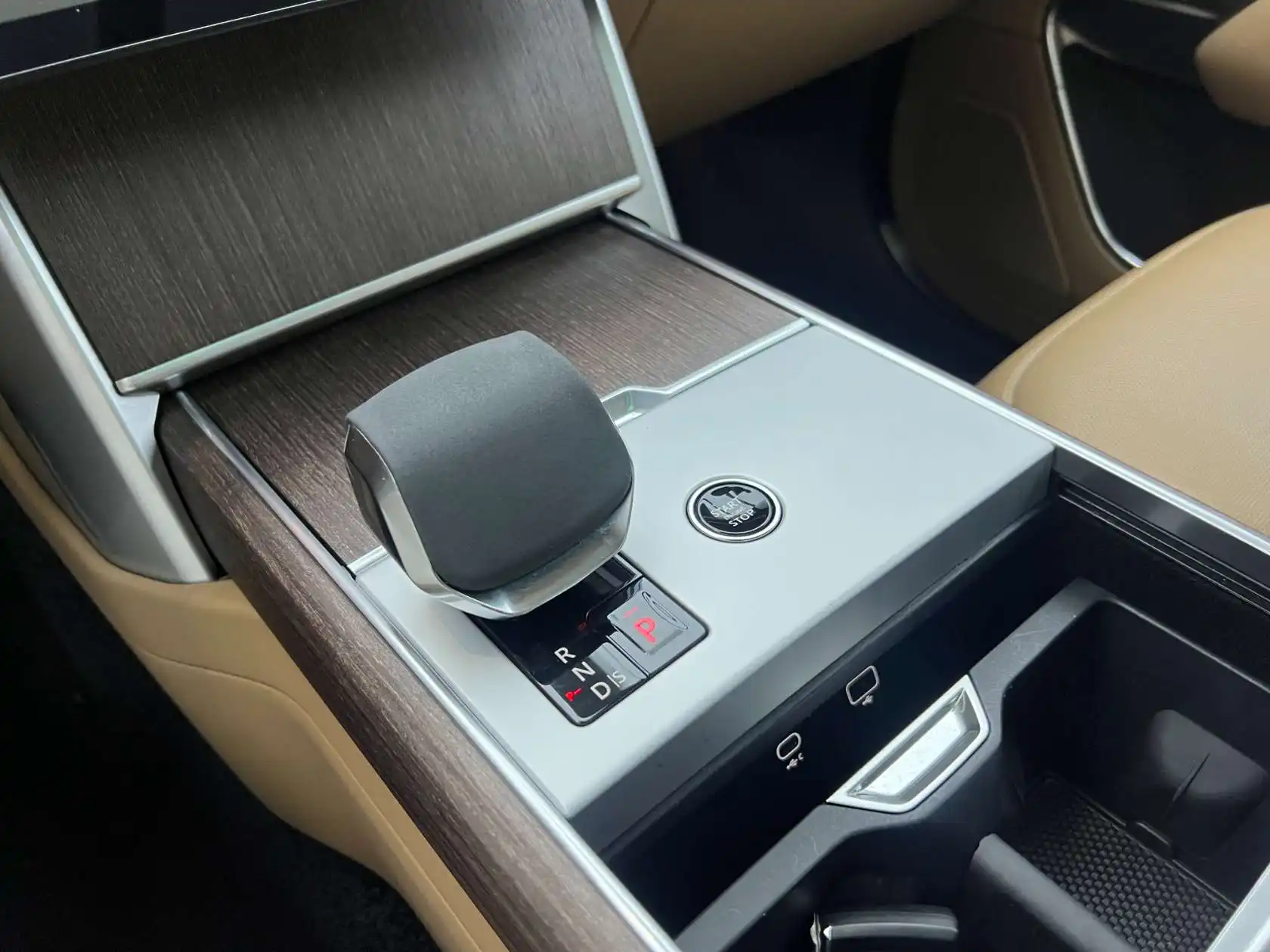 Land Rover Range Rover, 2024 10