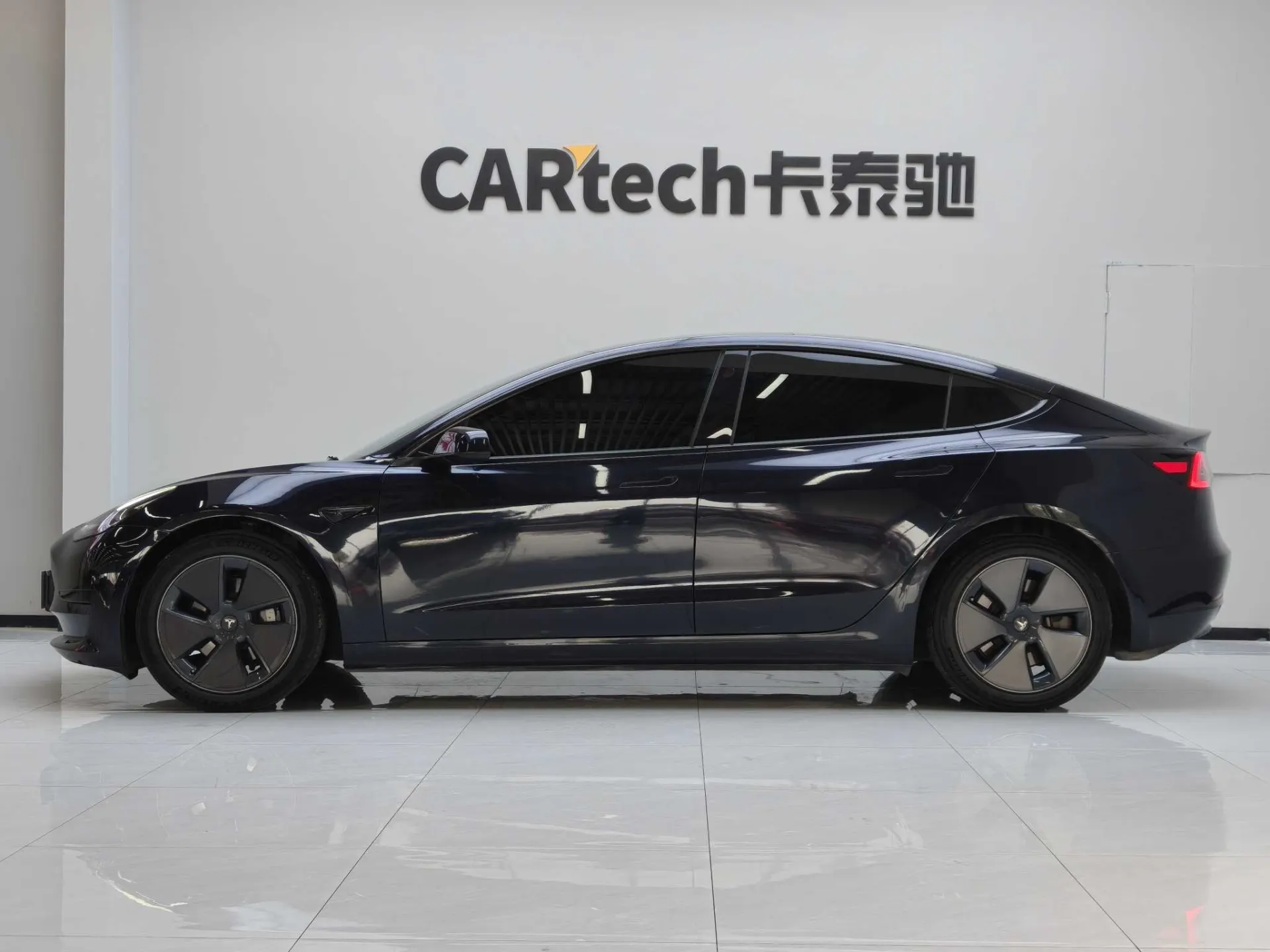 Tesla Model 3, 2023 8