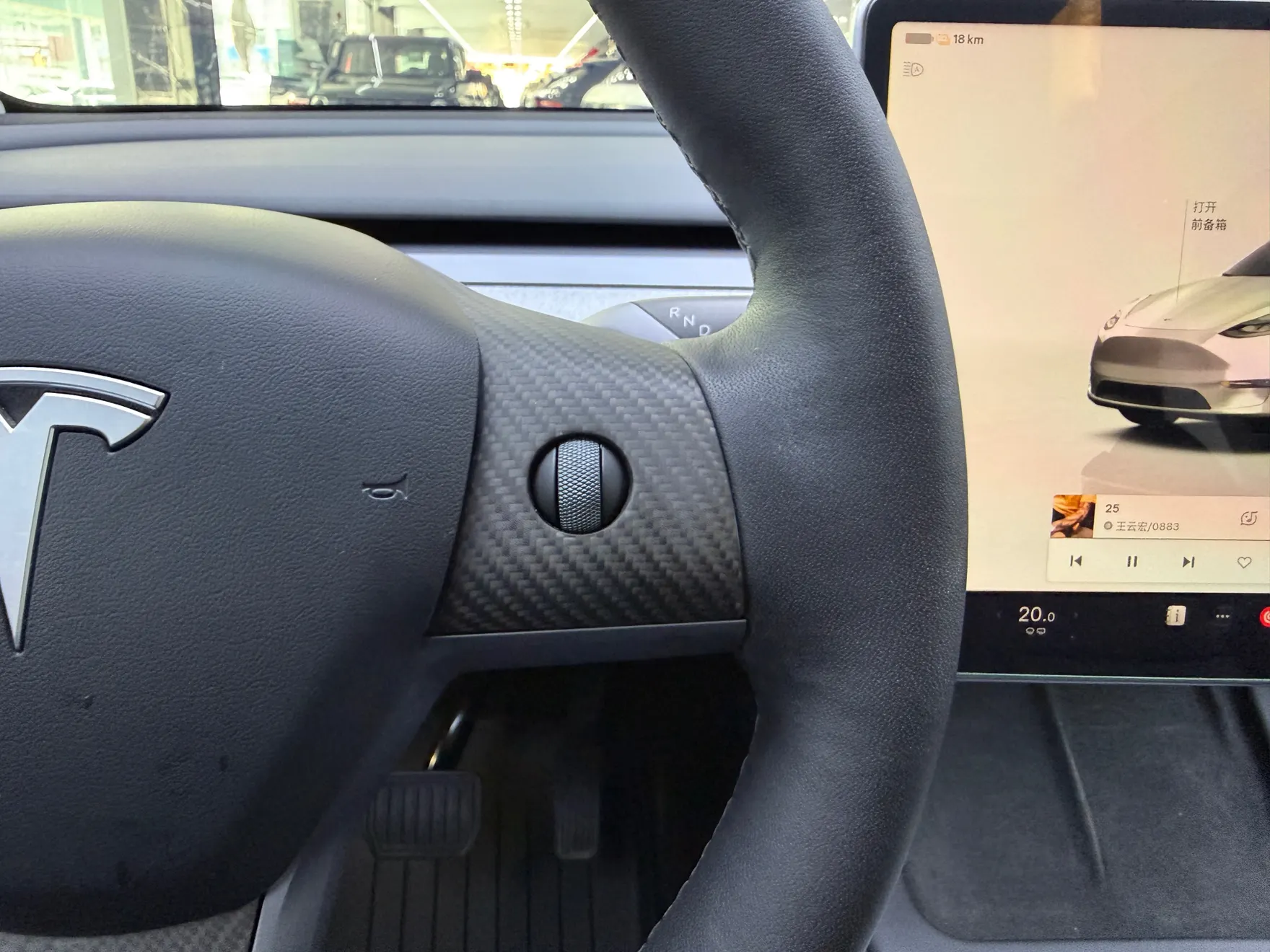 Tesla Model Y, 2022 22