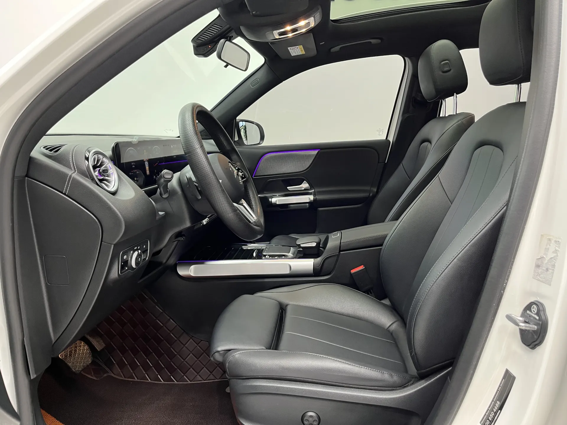 Mercedes-Benz GLB, 2022 14