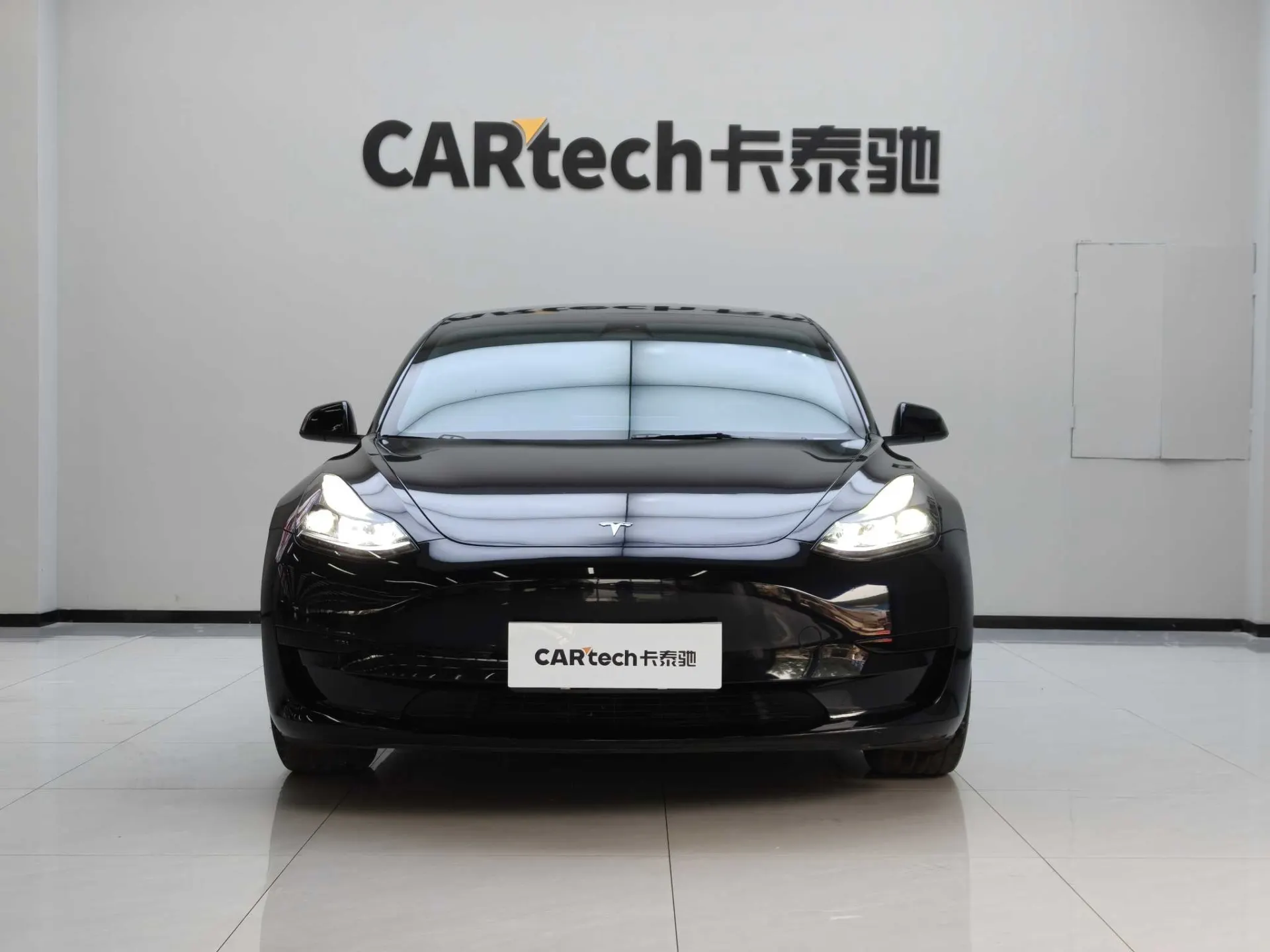 Tesla Model 3, 2023 3