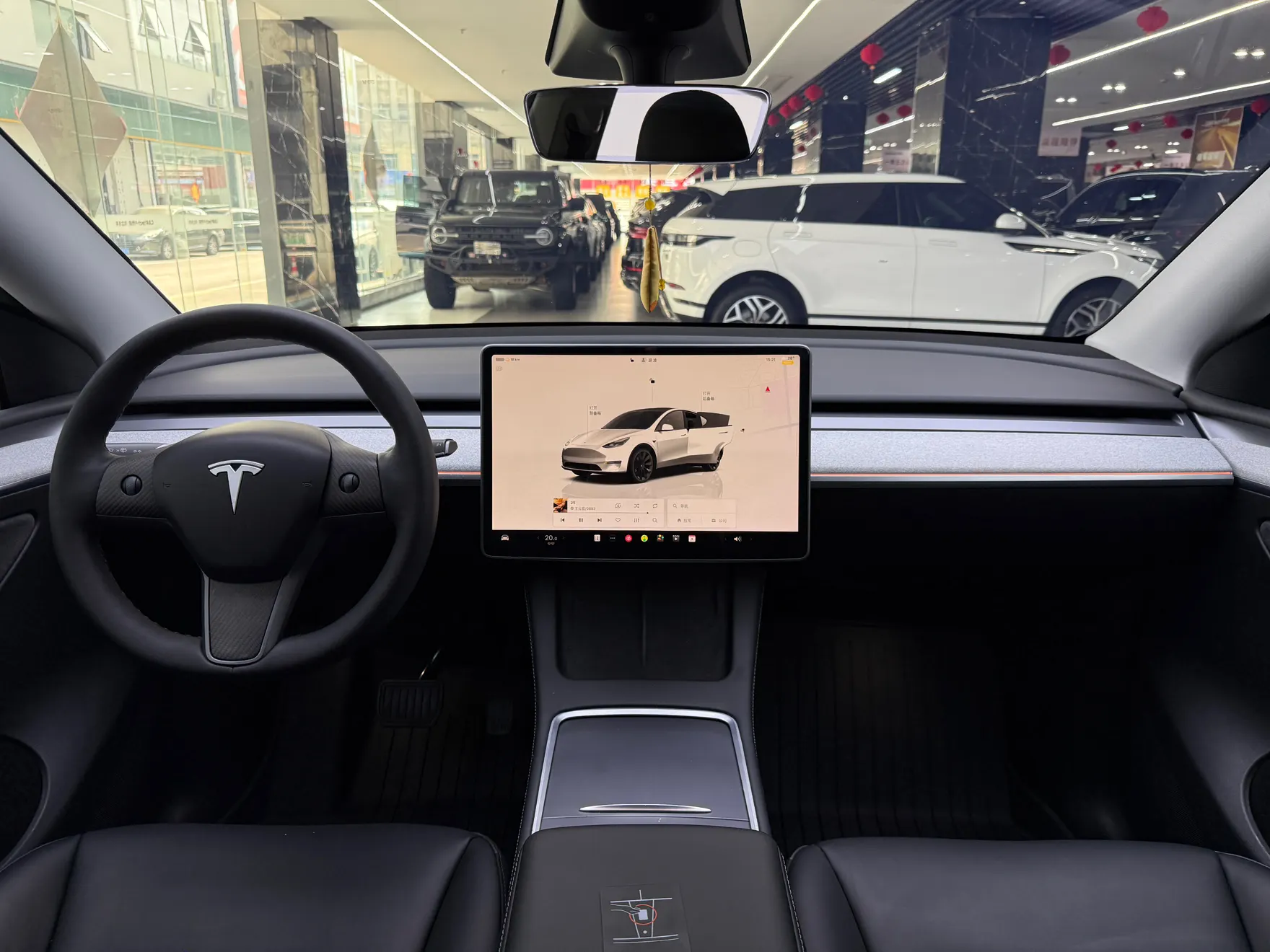 Tesla Model Y, 2022 13