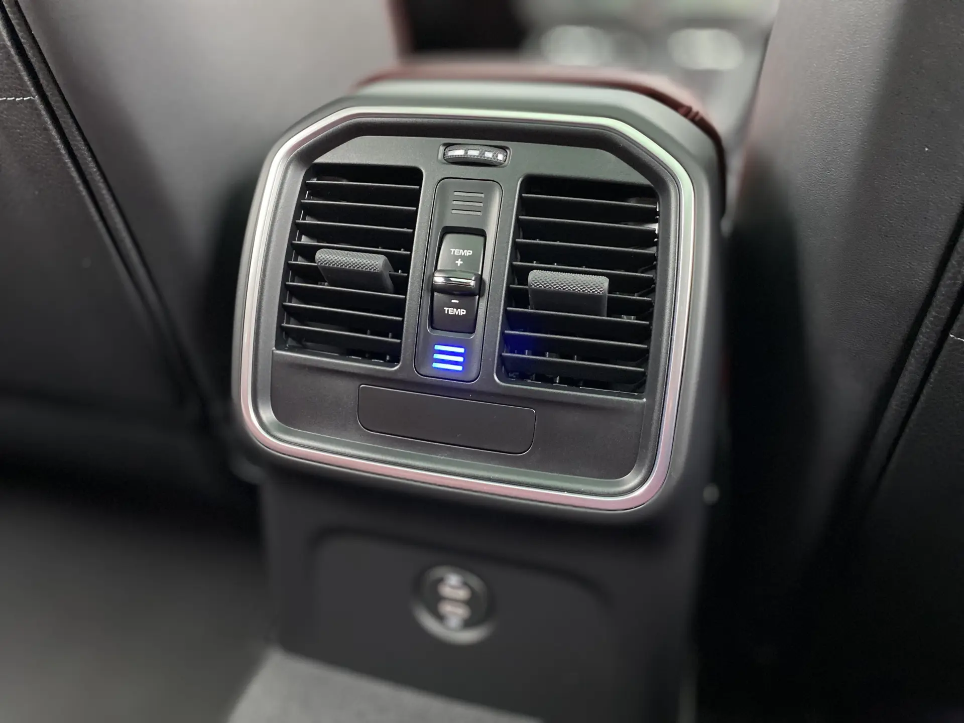 Porsche Macan, 2025 22