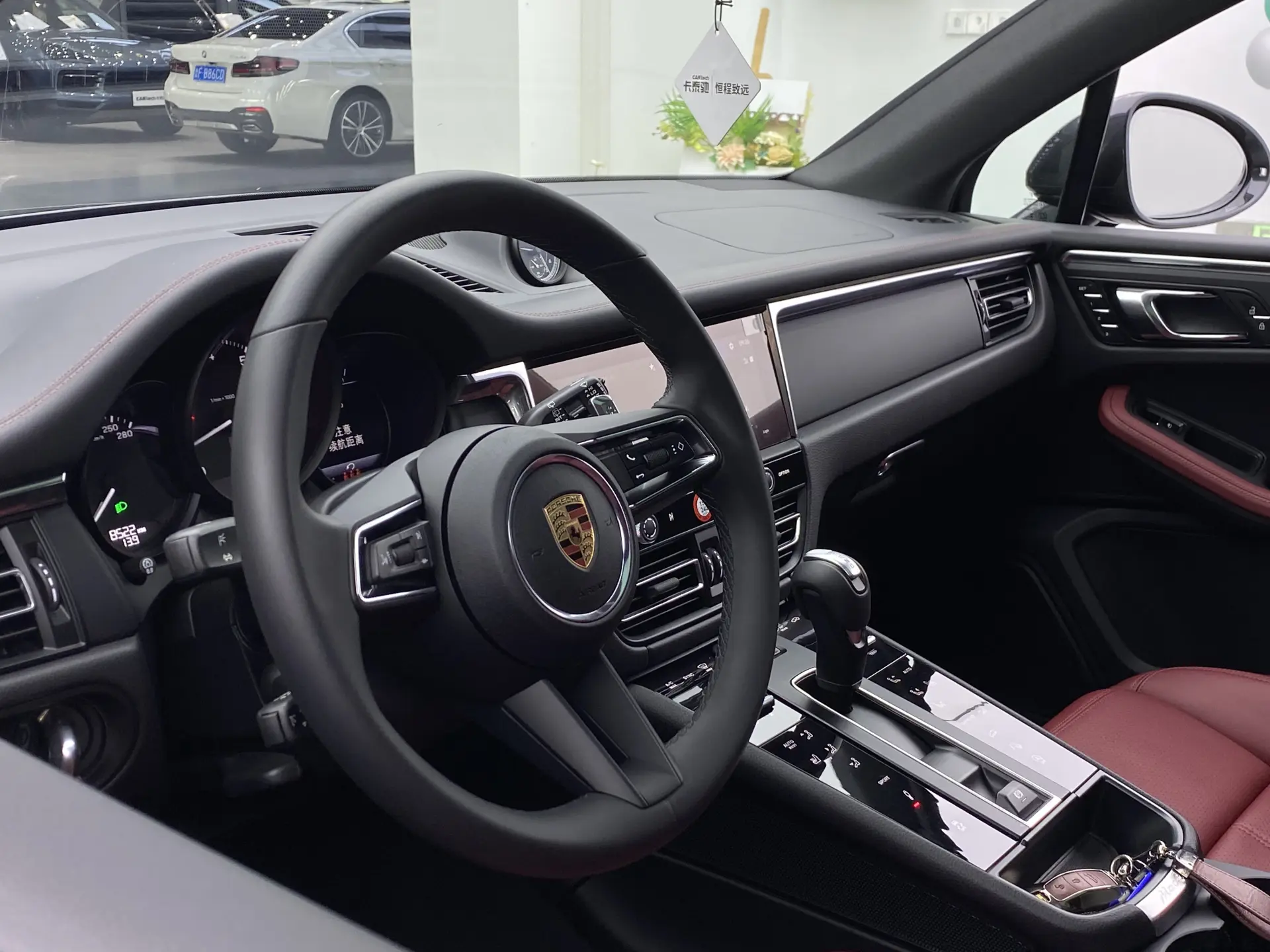 Porsche Macan, 2025 25