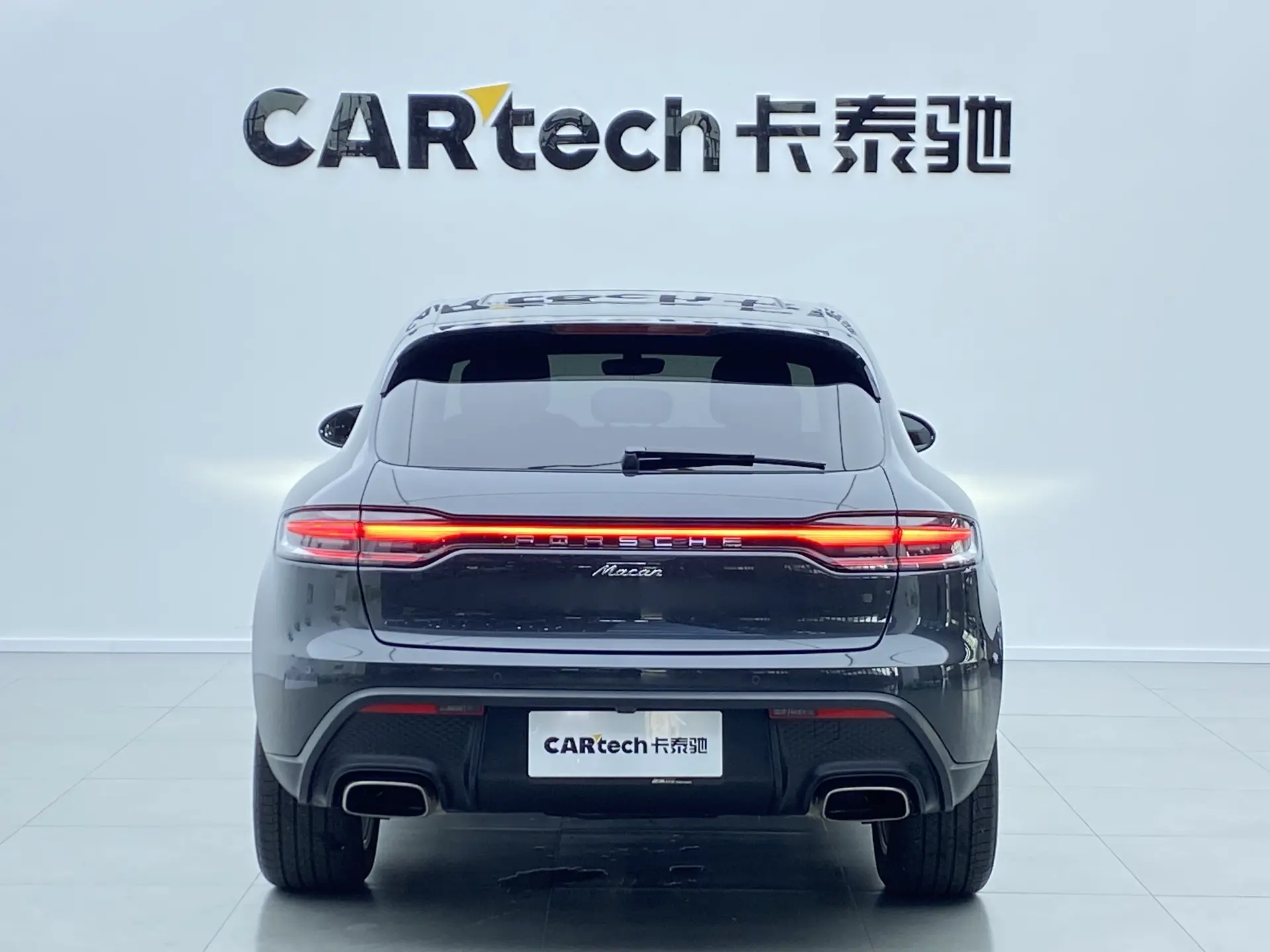 Porsche Macan, 2025 4