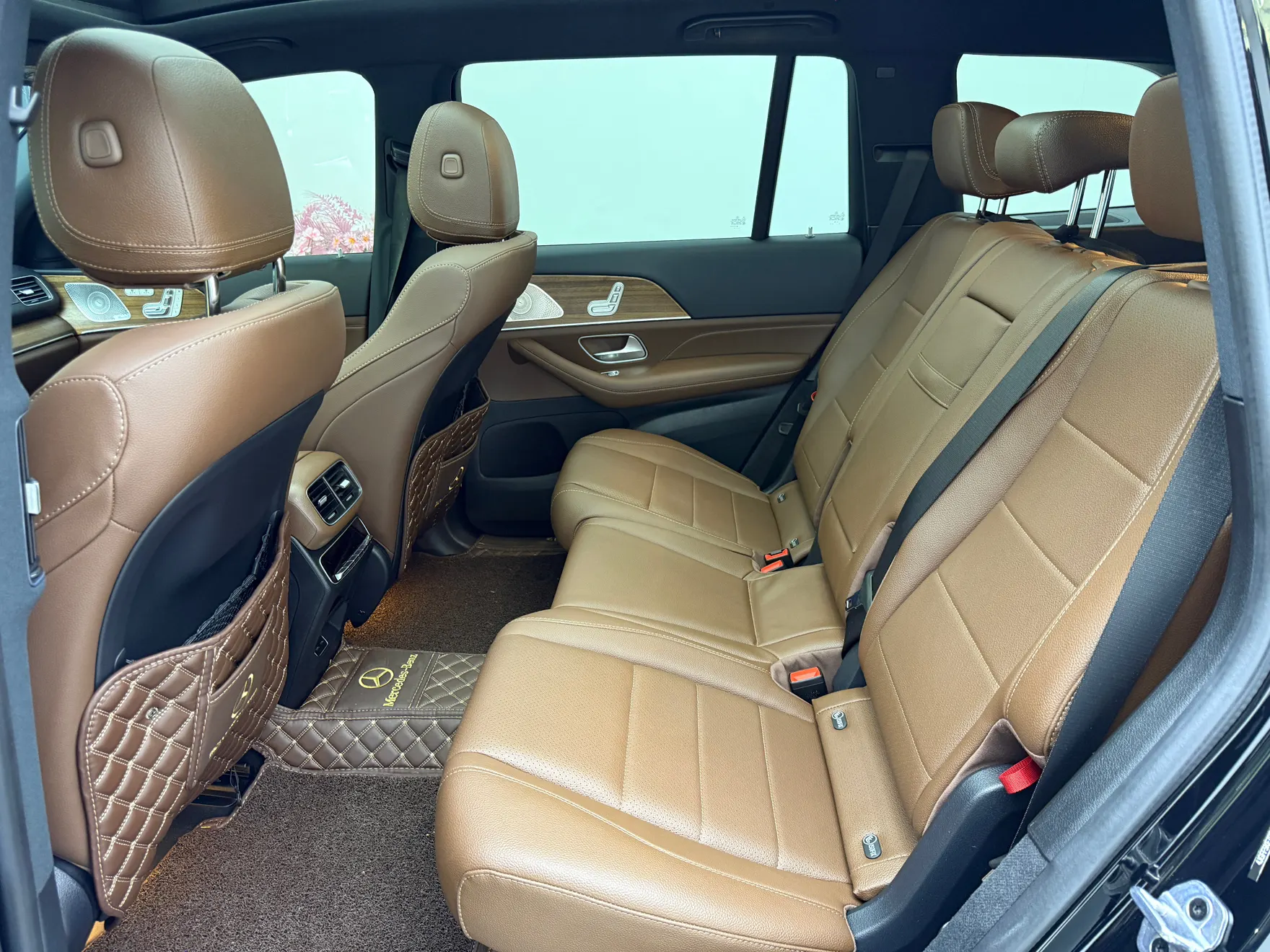 Mercedes-Benz GLS 450, 2024 19