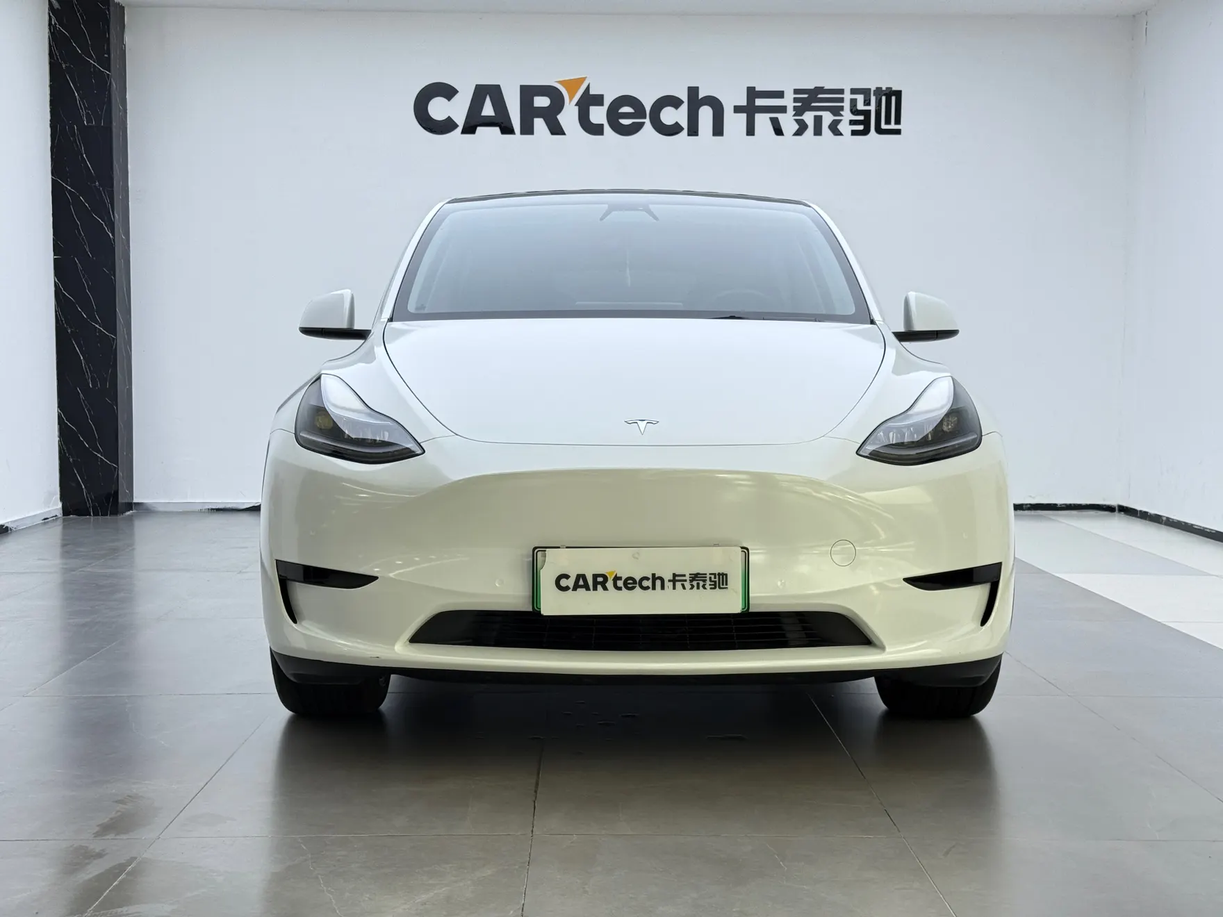Tesla Model Y, 2022 3