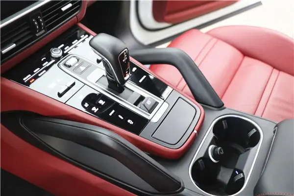 Porsche Cayenne, 2019 12