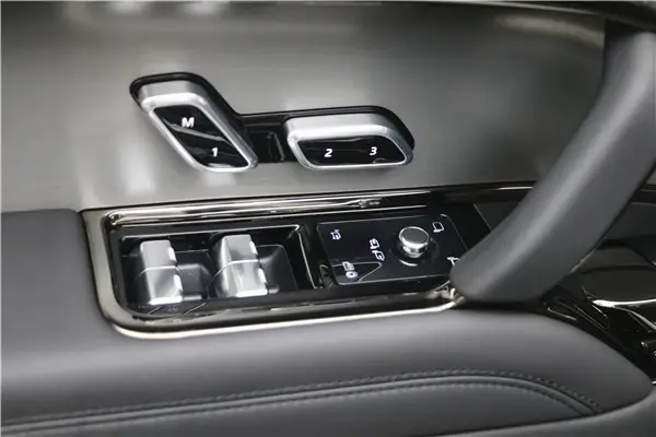 Land Rover Range Rover Sport, 2024 11
