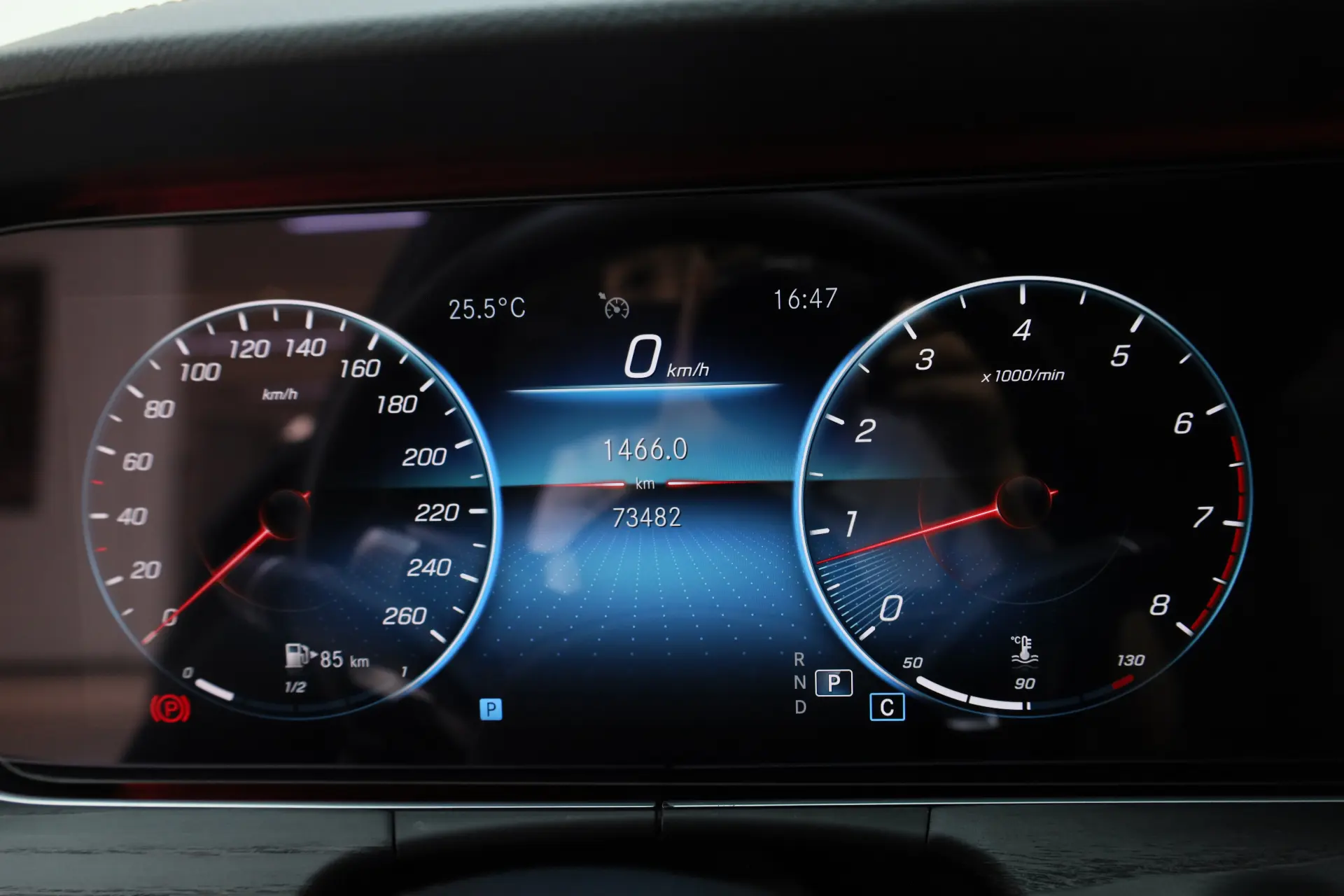 Mercedes-Benz E 300 L, 2021 15