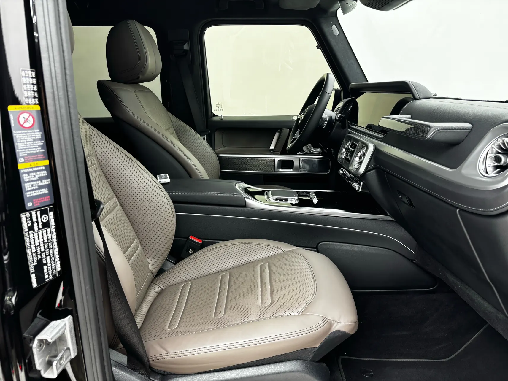Mercedes-Benz G 500, 2025 19