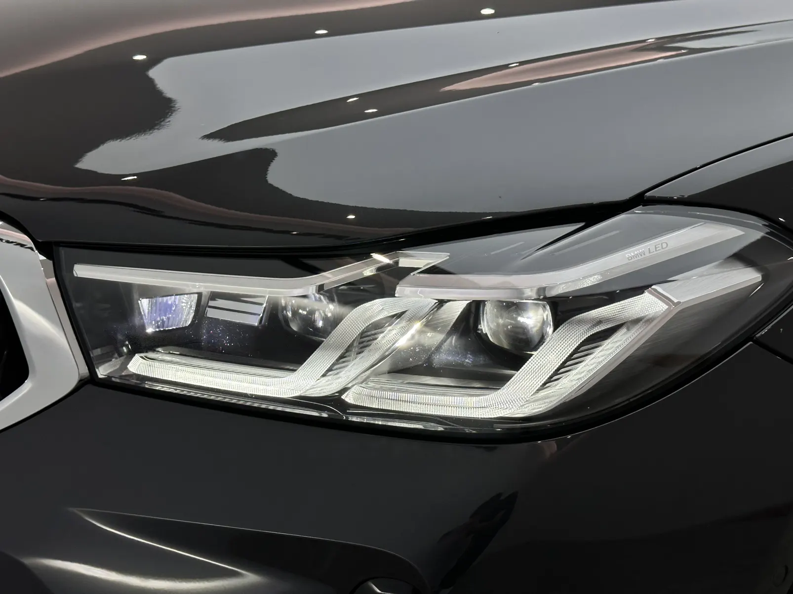 BMW 6GT, 2023 19