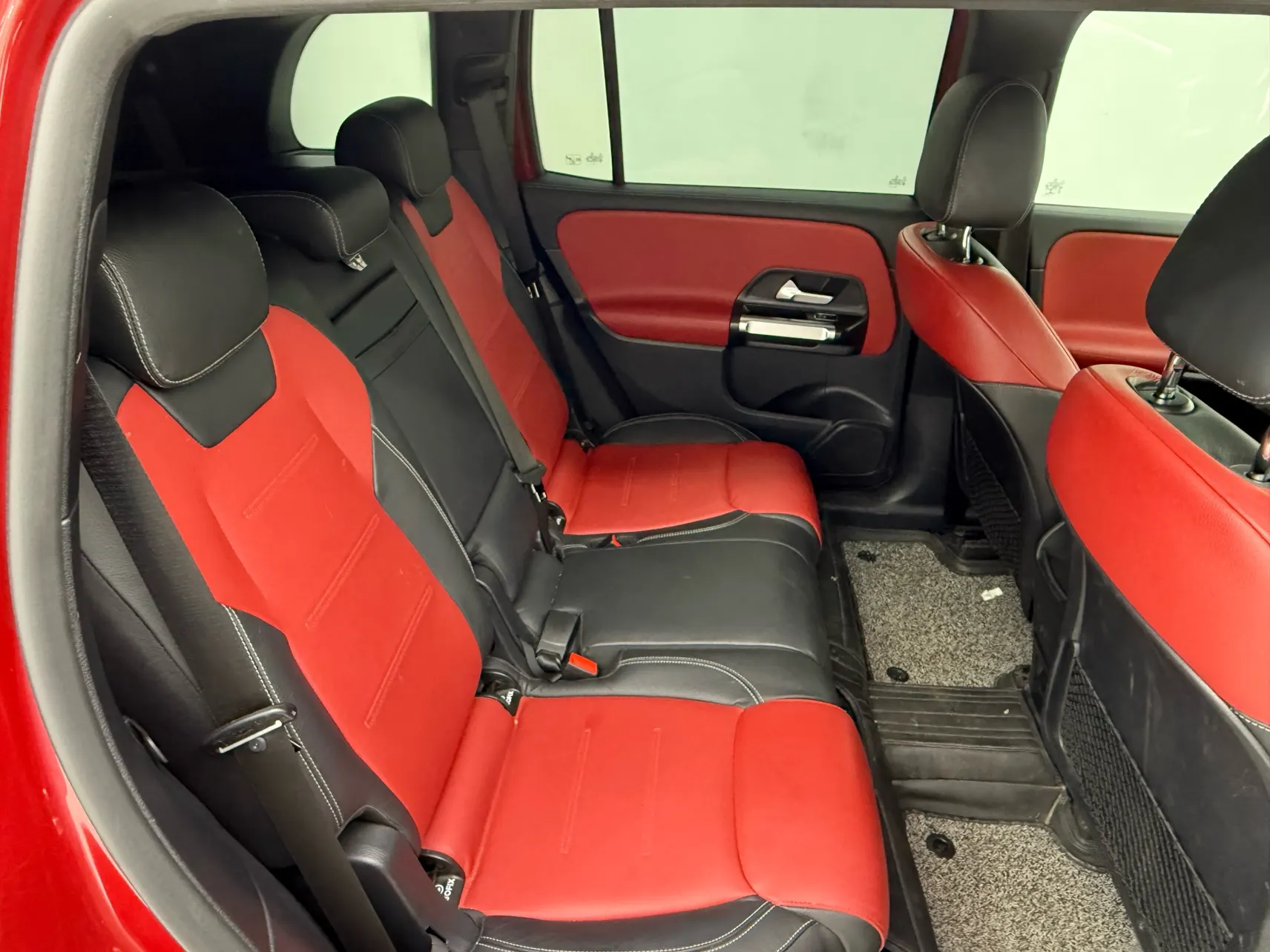 Mercedes-Benz GLB, 2023 25