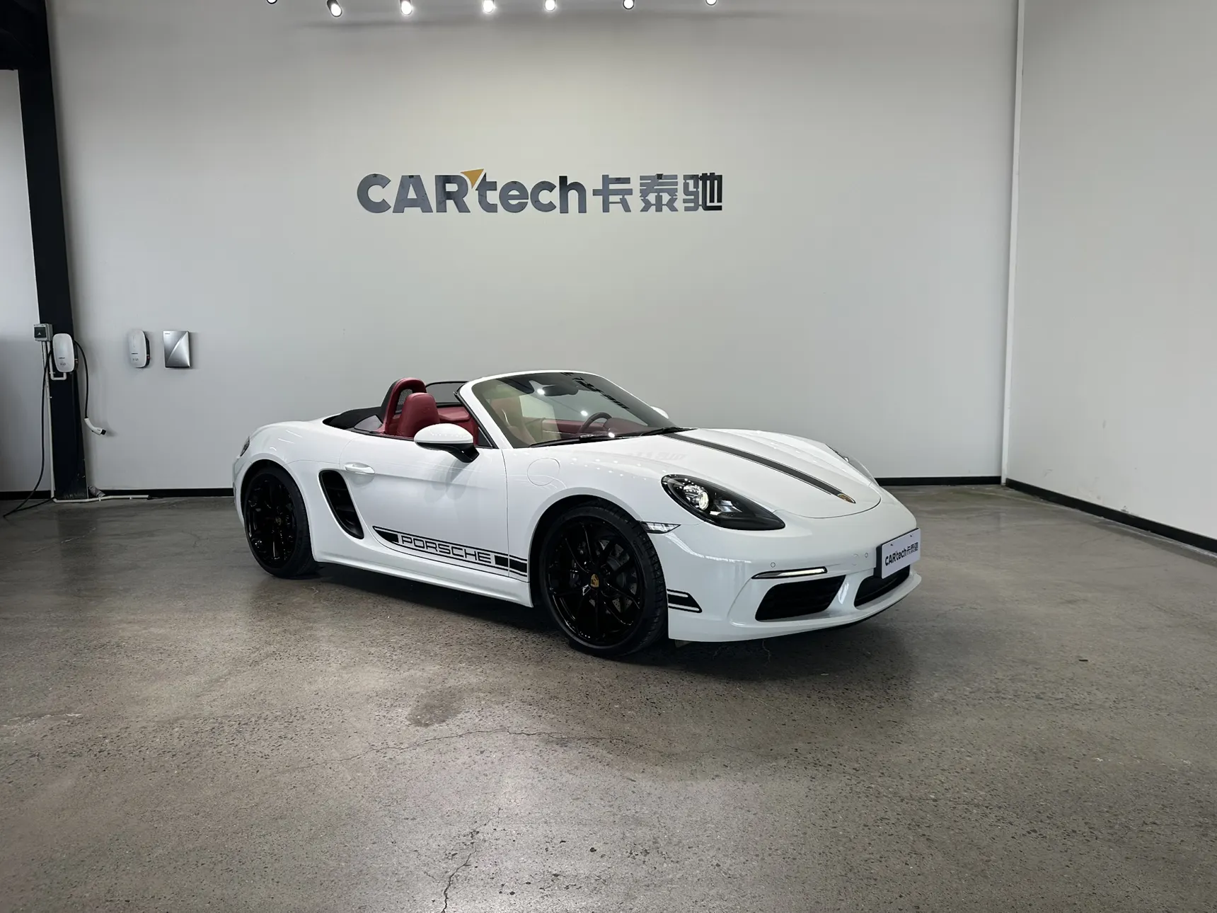Porsche Boxster, 2025 2
