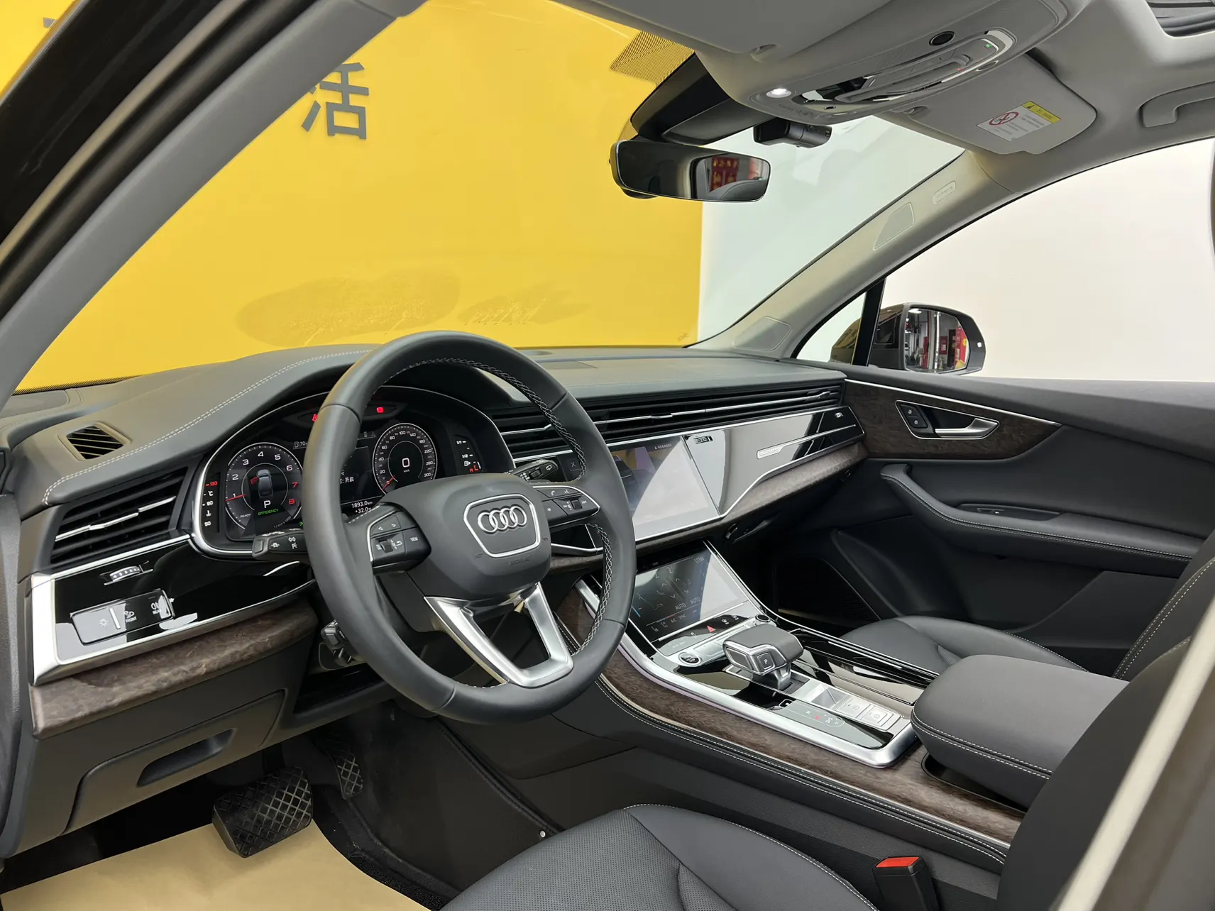 Audi Q7 55 TFSI, 2025 35