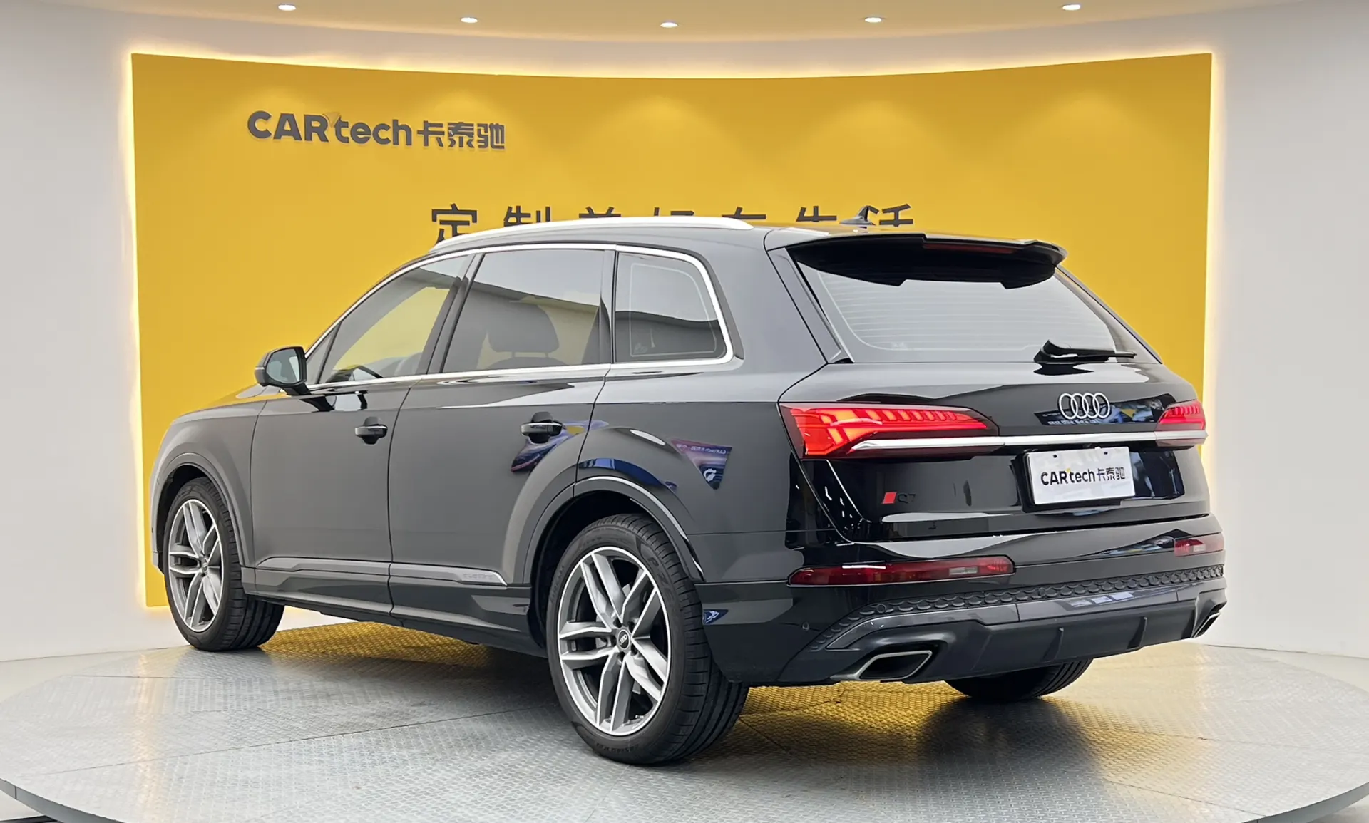 Audi Q7 55 TFSI, 2025 6