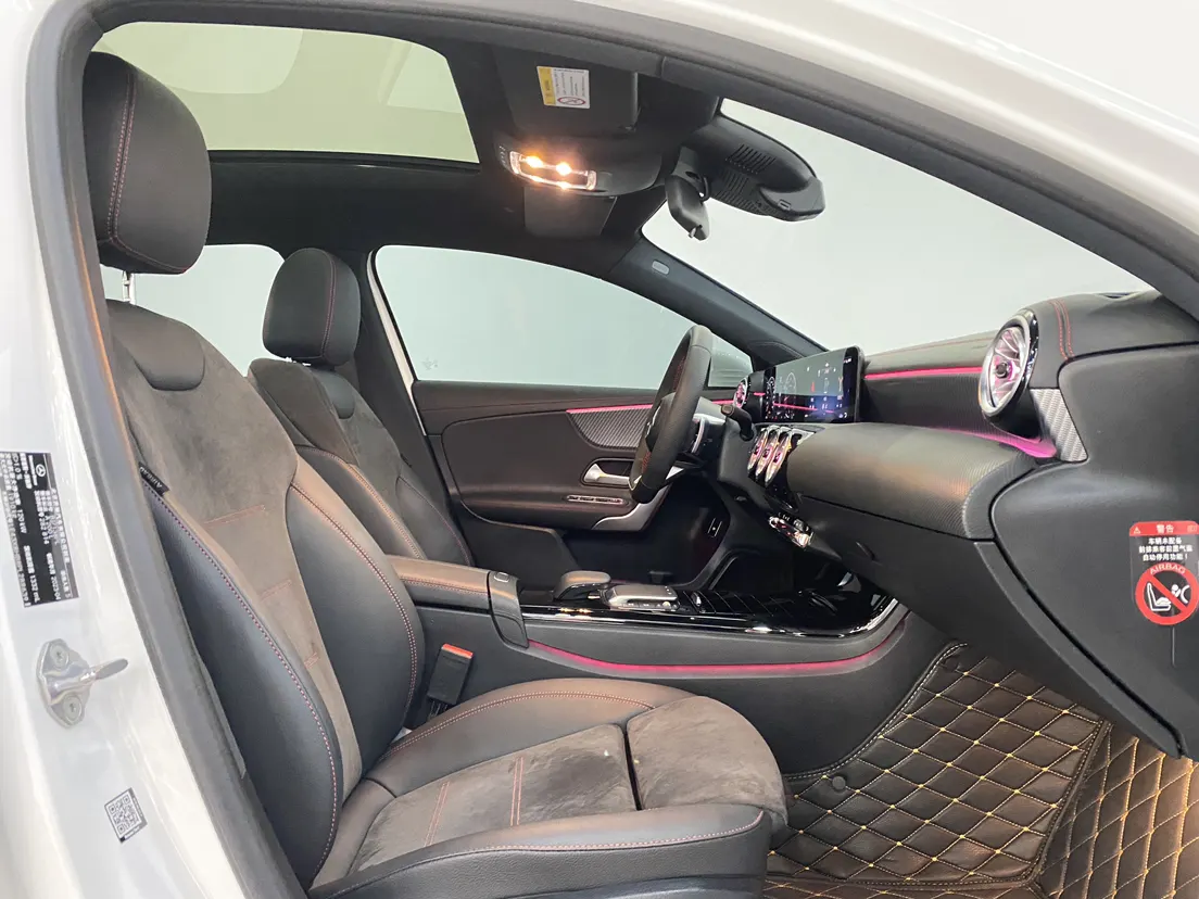 Mercedes-Benz A 200 L, 2023 16