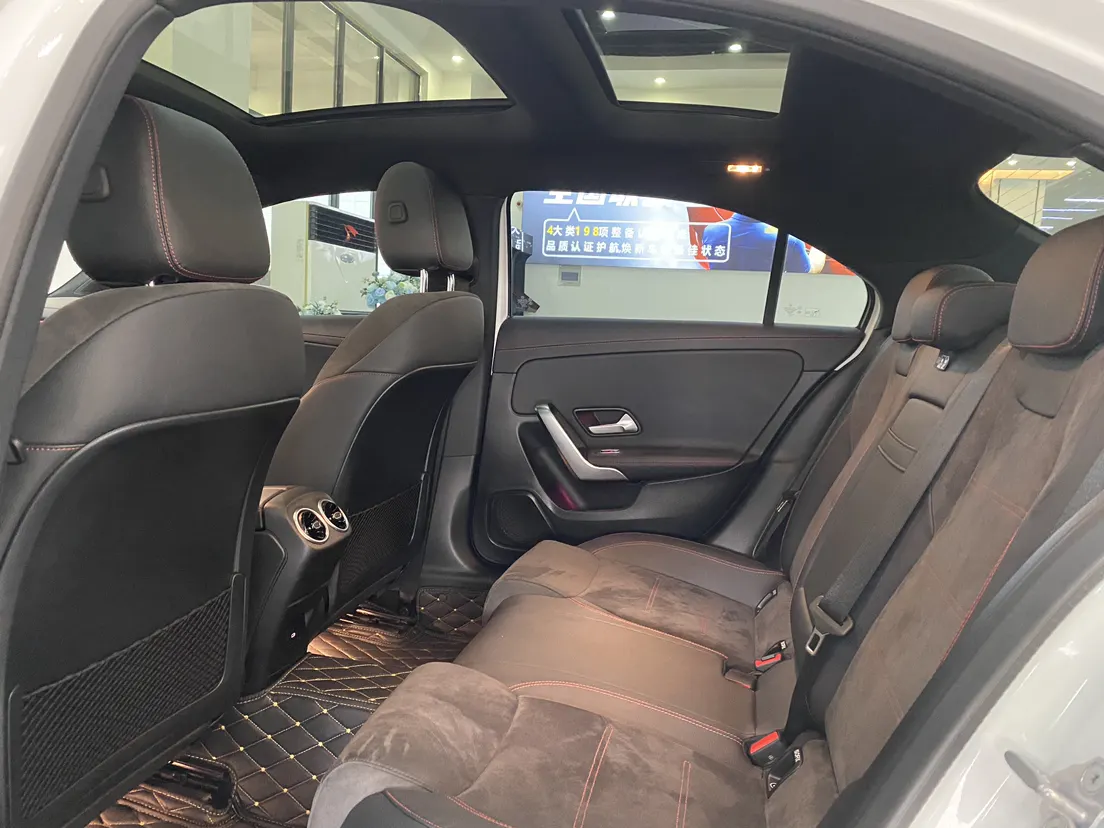 Mercedes-Benz A 200 L, 2023 17