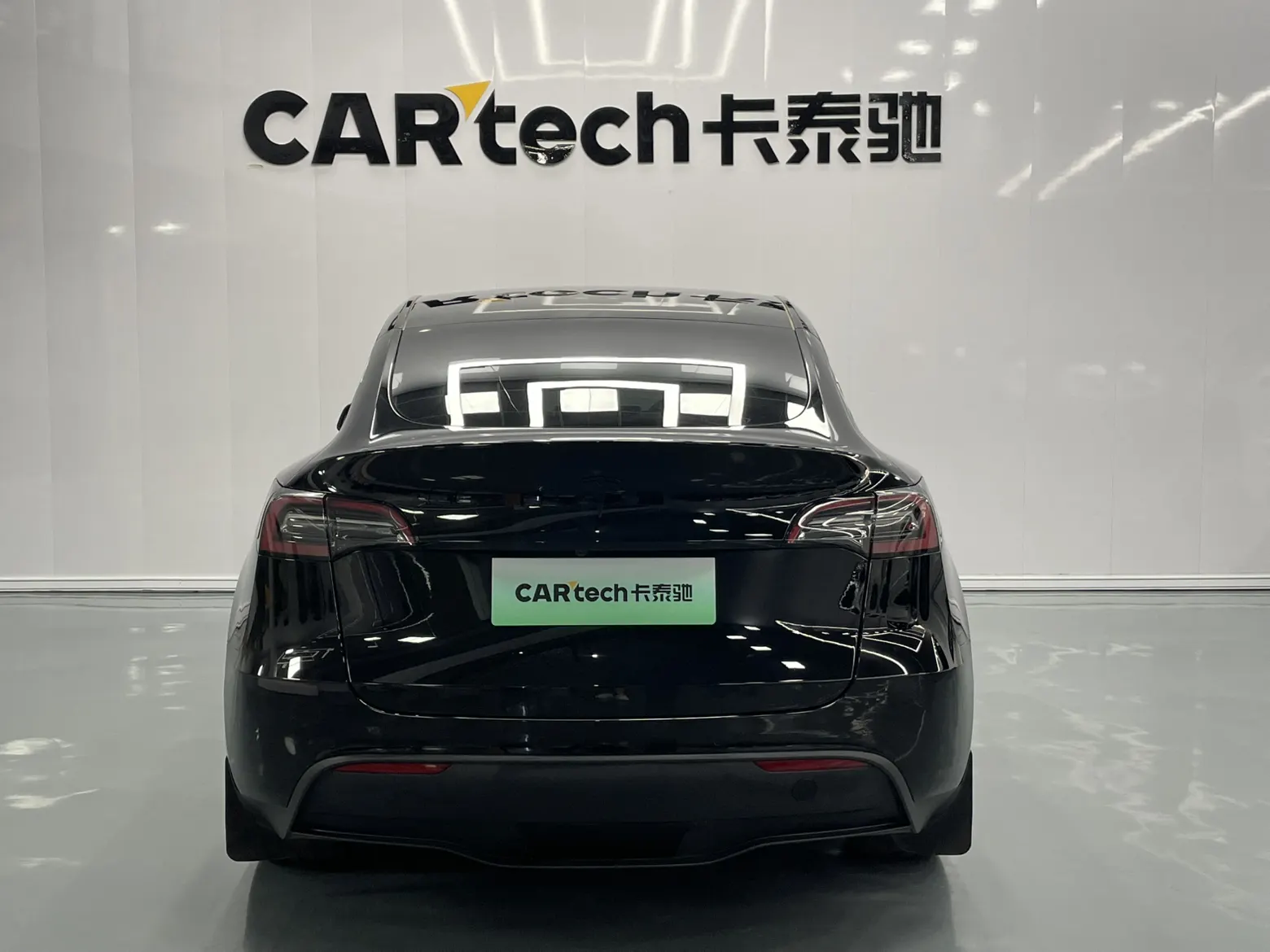 Tesla Model Y, 2022 все фото