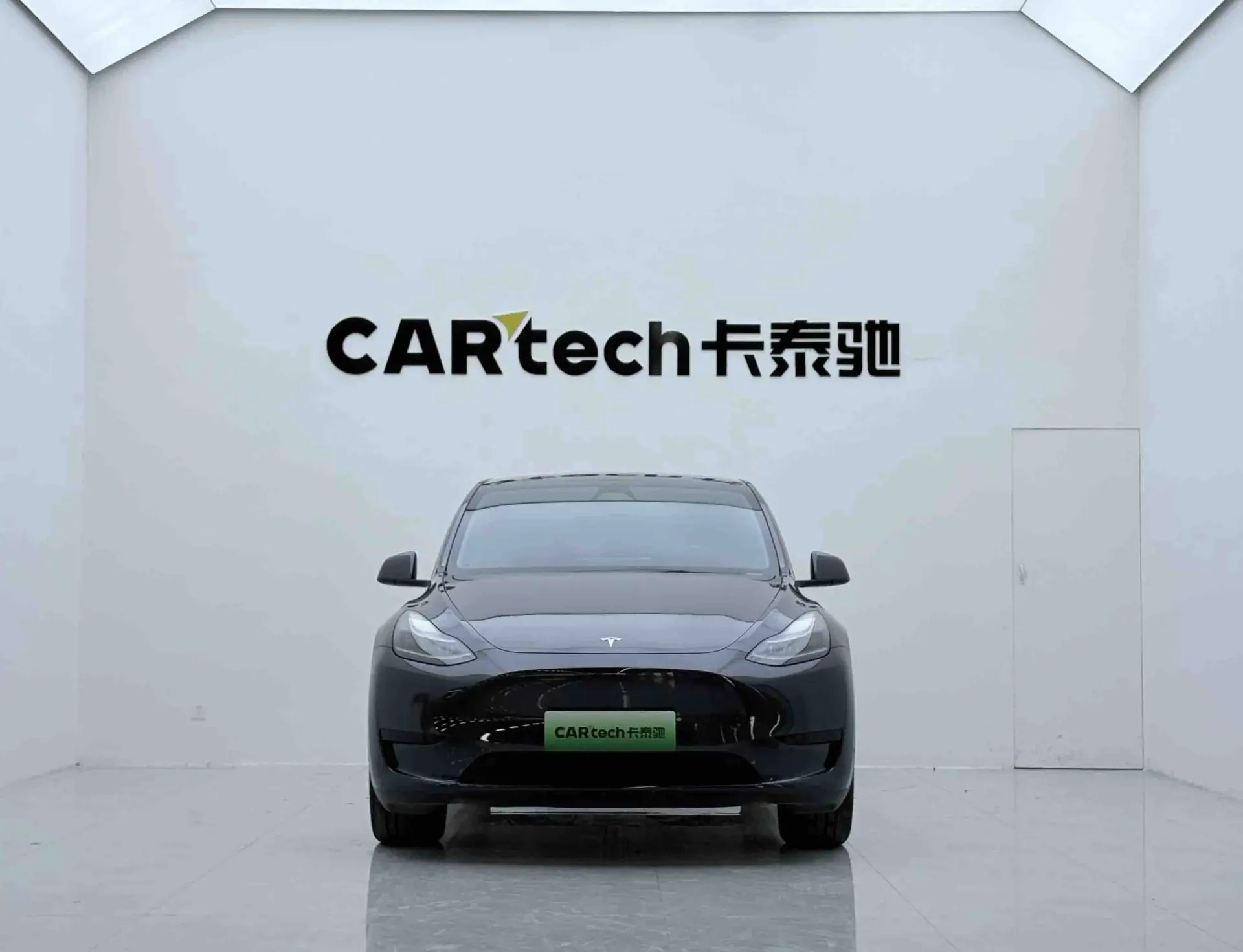 Tesla Model Y, 2025 2