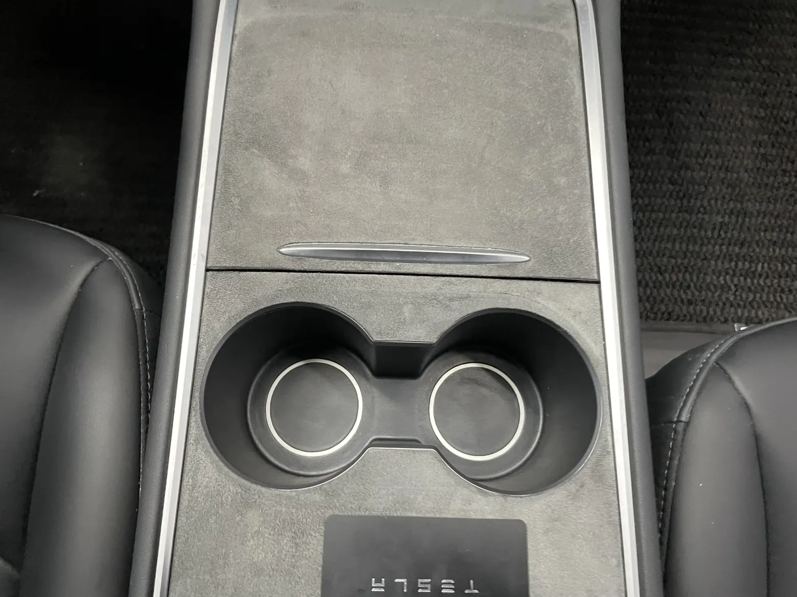 Tesla Model Y, 2022 19