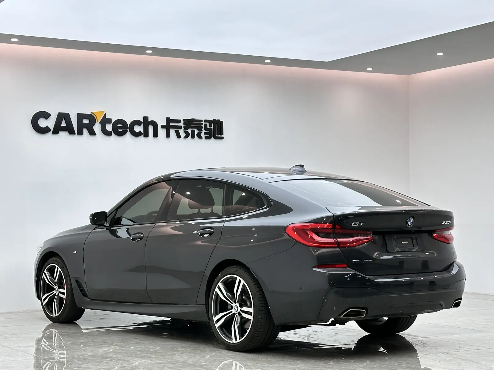 BMW 6GT, 2023 3