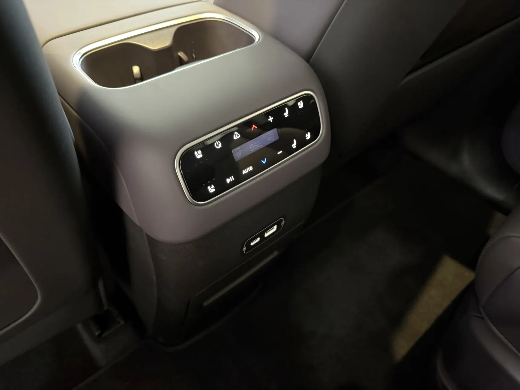 Leapmotor C16, 2025 21
