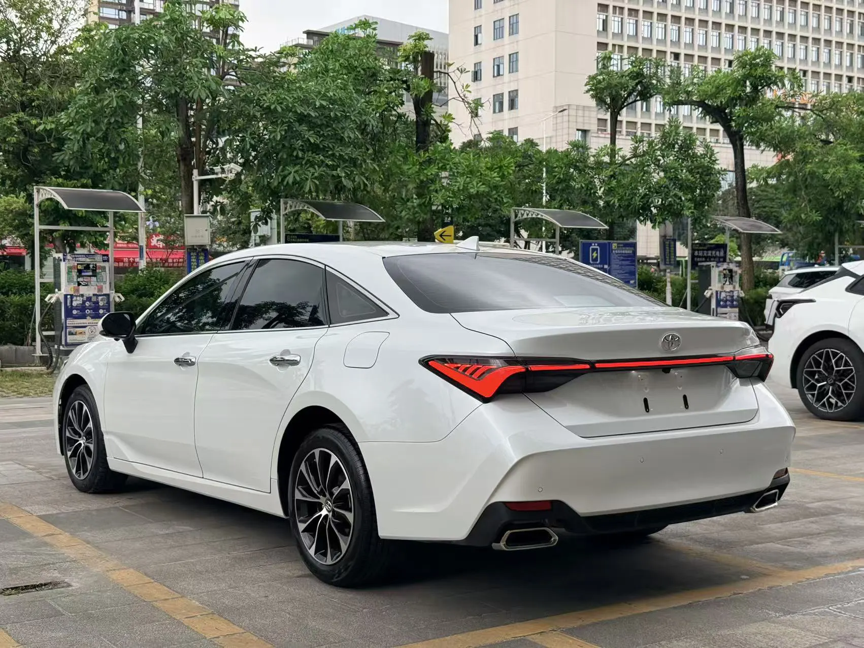 Toyota Avalon, 2022 7